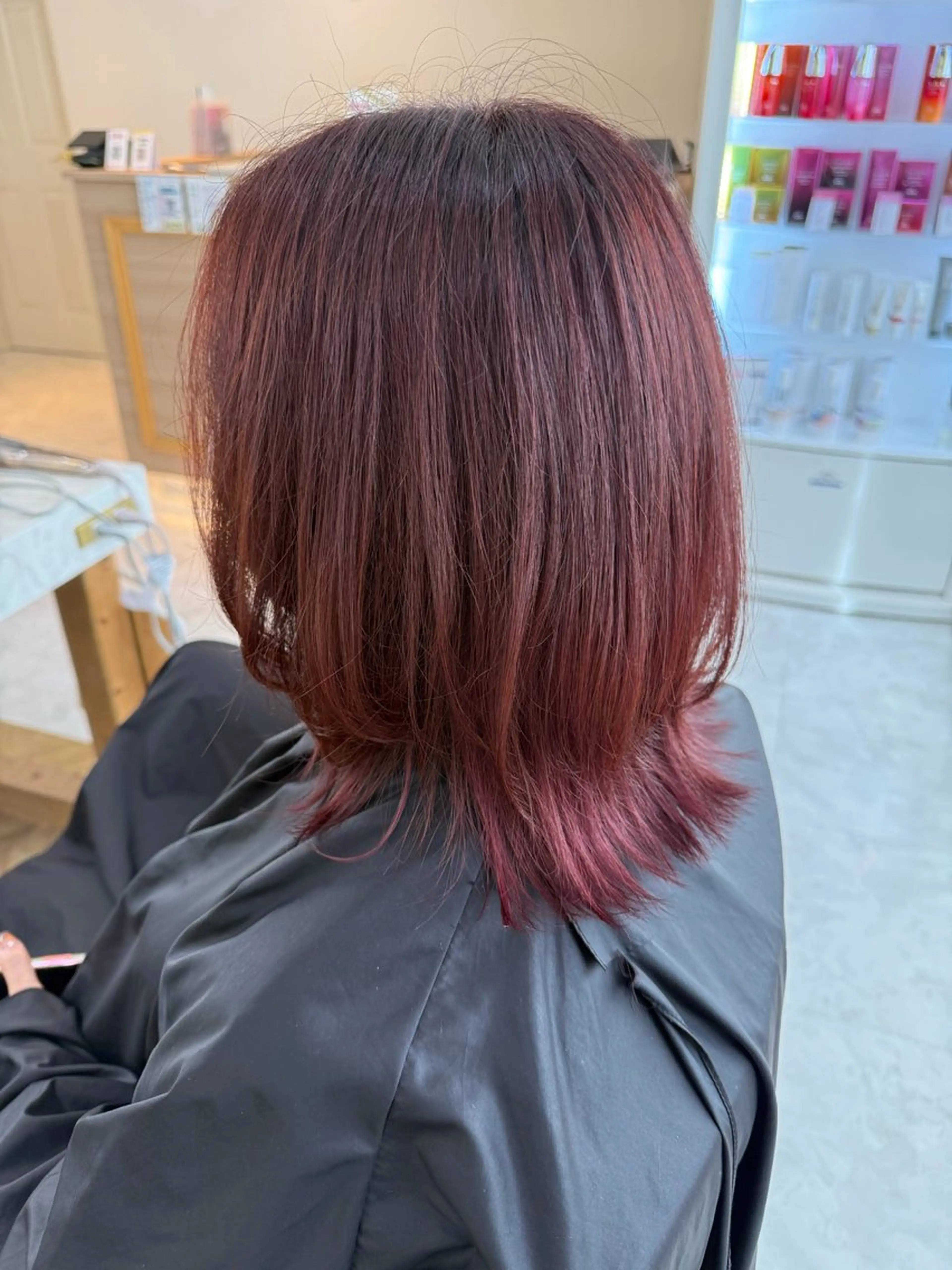 ミディアム ヘアカラー 小林 美月  透明感カラーのヘアスタイル