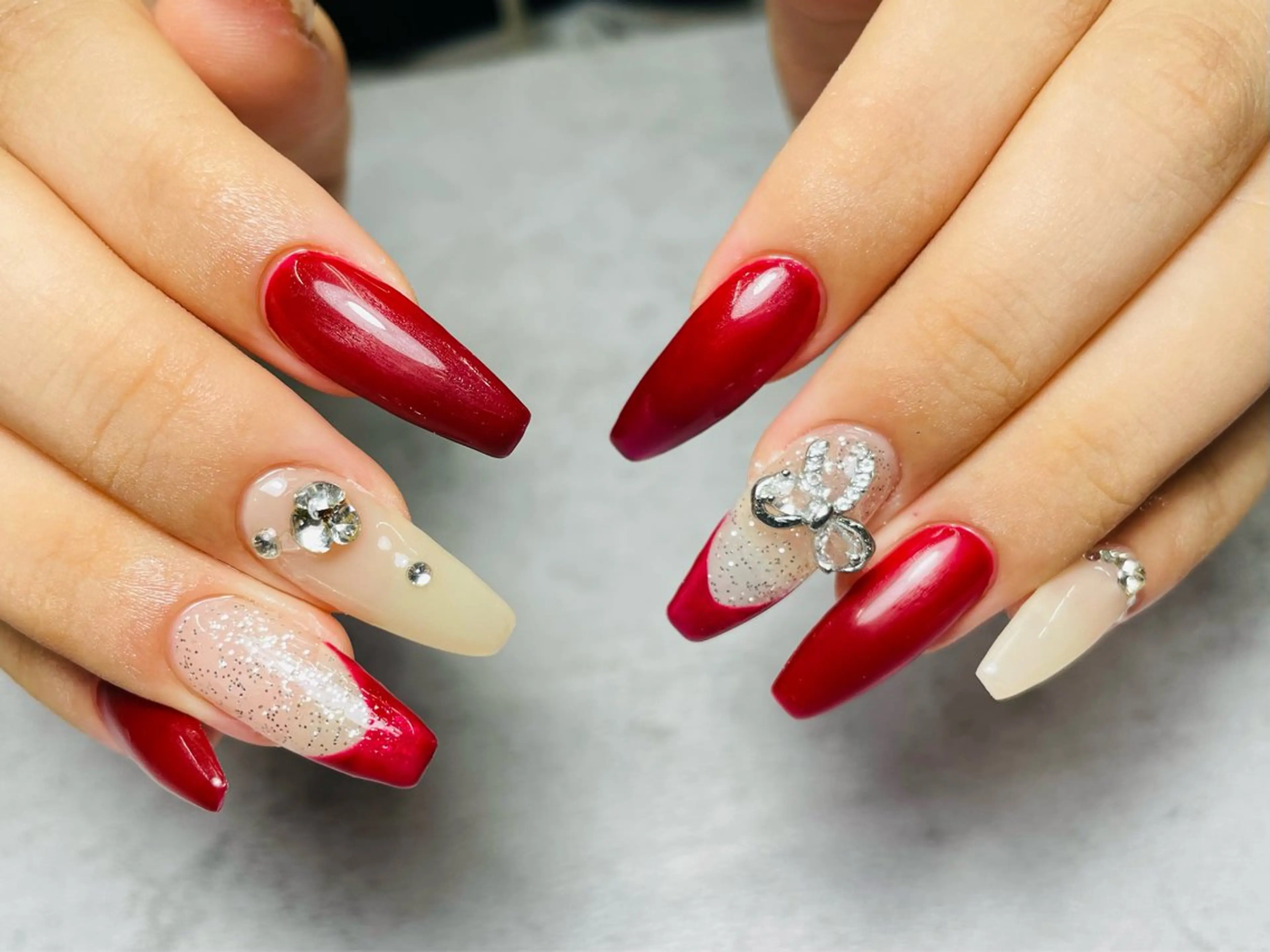 ネイル ボルドー ハンドネイル k+1💅nail salon所属・k+1 nail salonのネイルデザイン