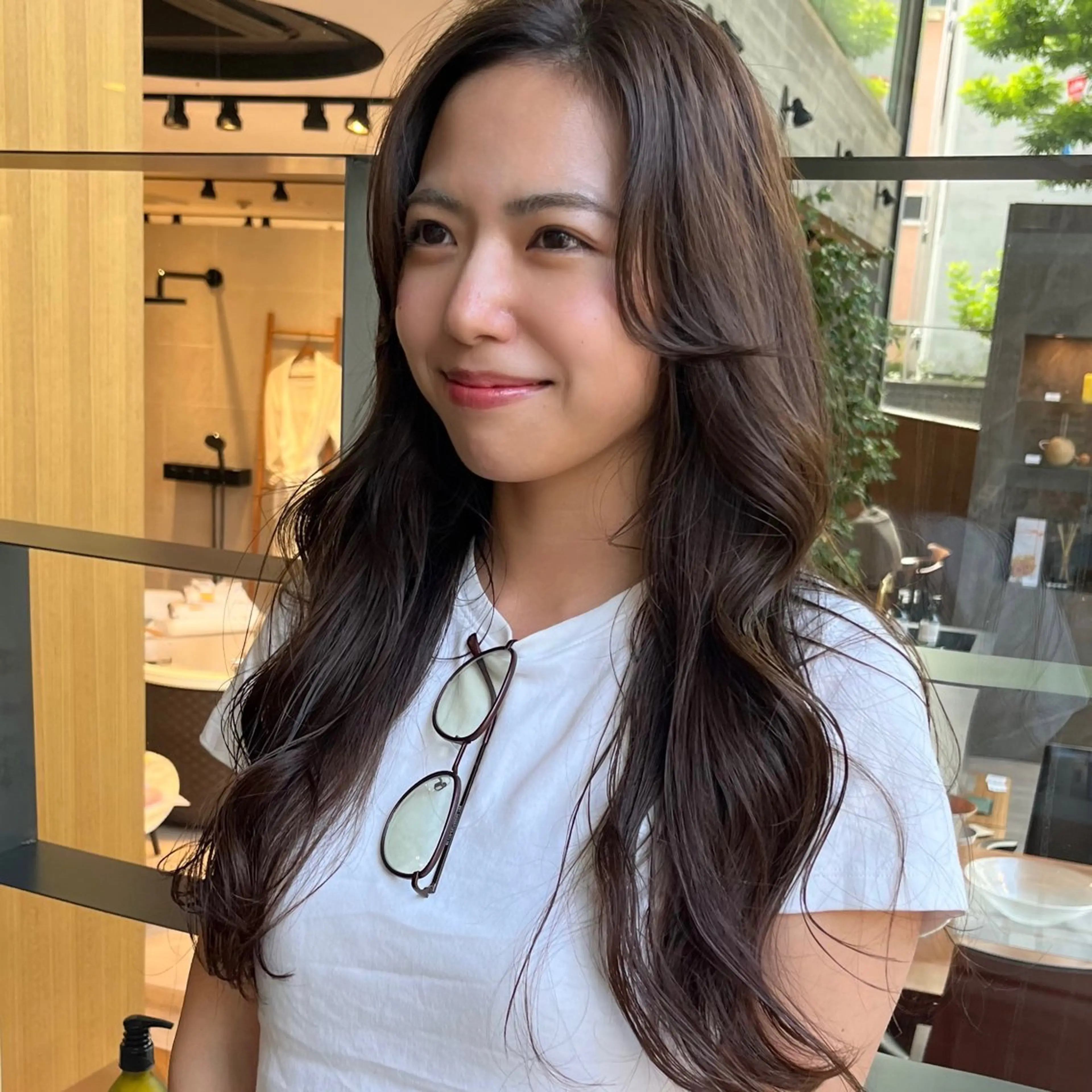 ロング タンバルモリパーマ 礒井メンキのヘアスタイル