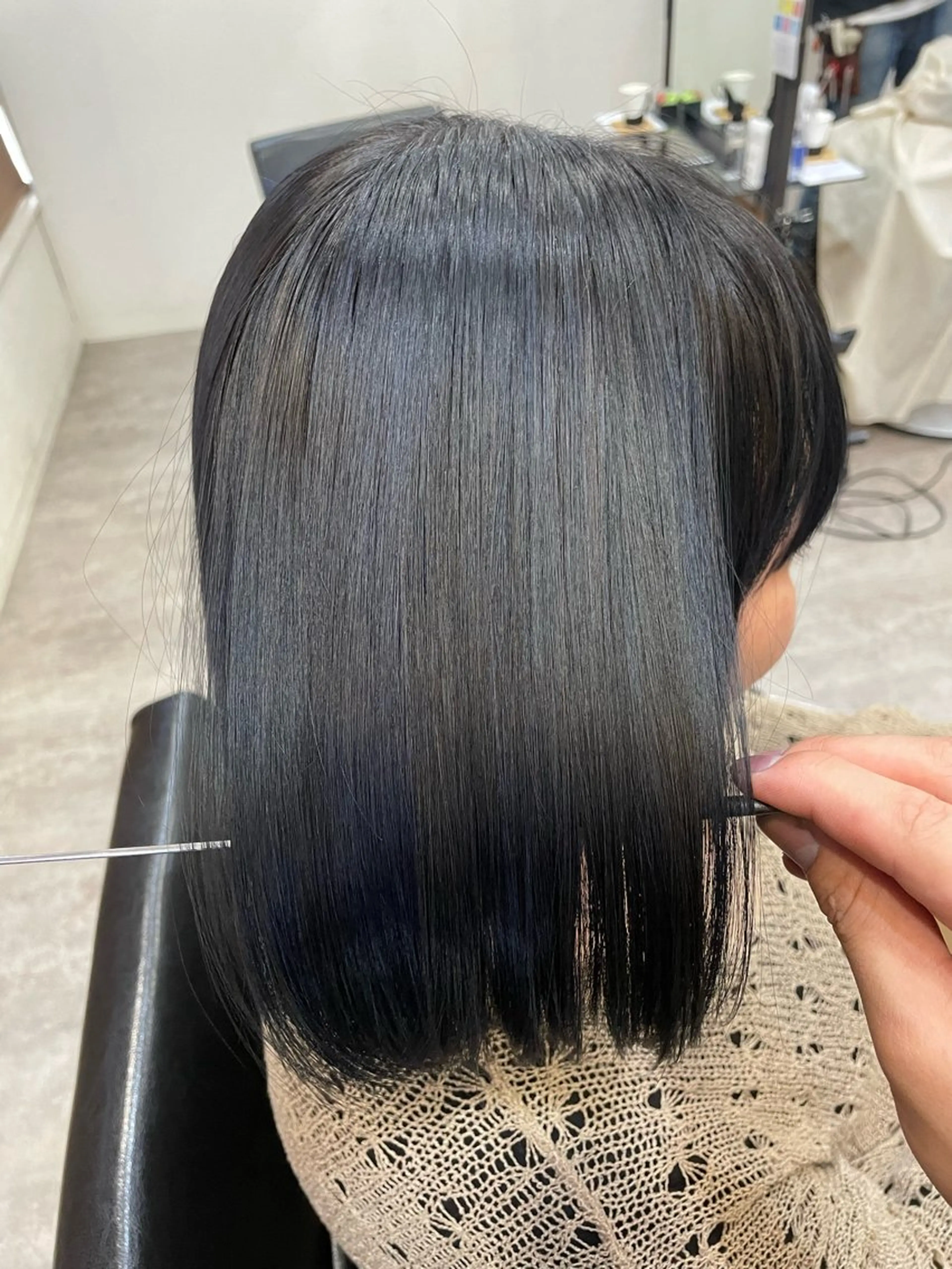 ミディアム カラー ブルーカラー ハイライトカラー ネイビーカラー ハイライト カット ヘアカラー トリートメント RIKU 髪質改善/縮毛矯正のヘアスタイル