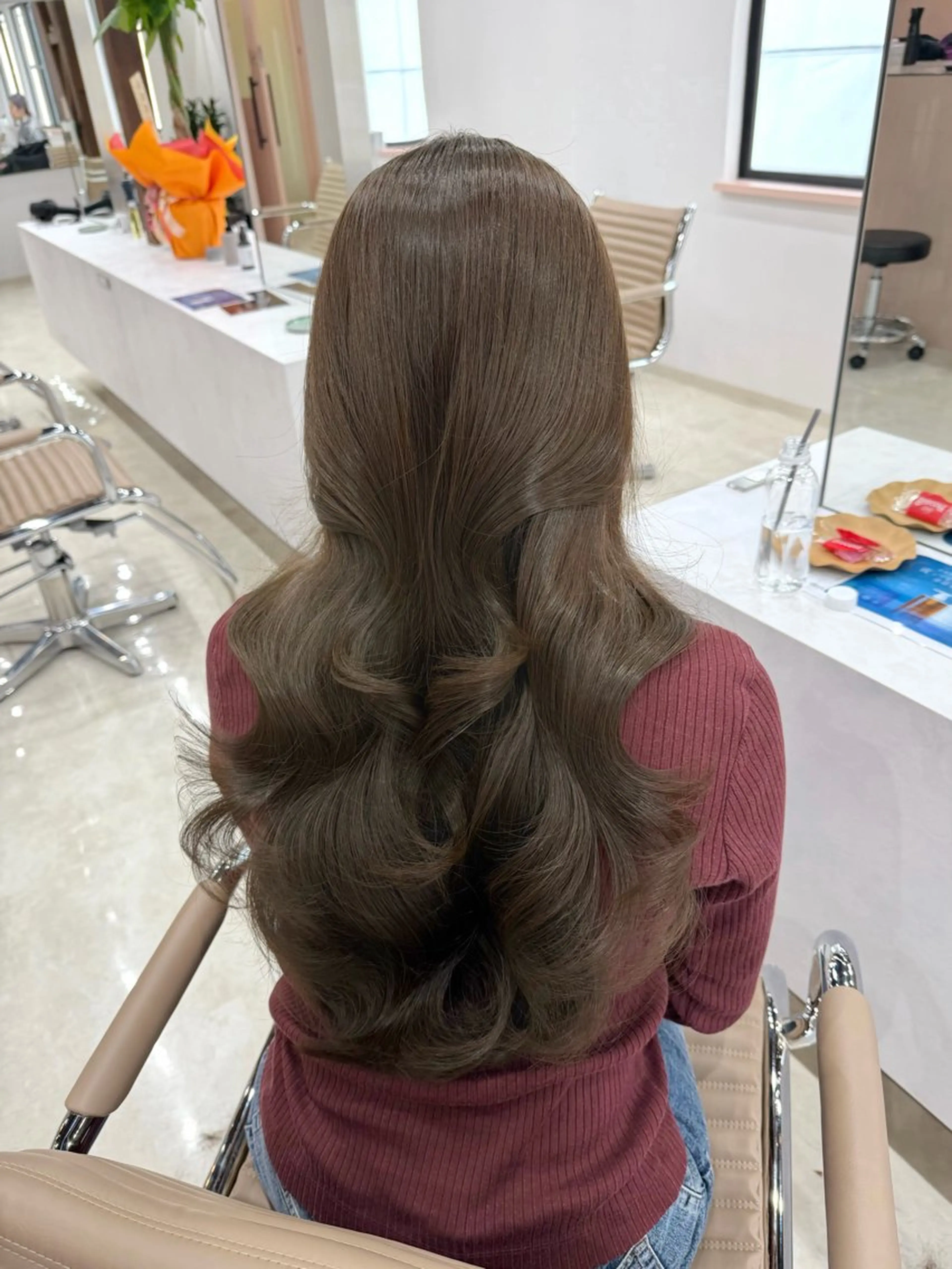 ロング カラー 柔らかオリーブ🌿 HIMARI🌻のヘアスタイル