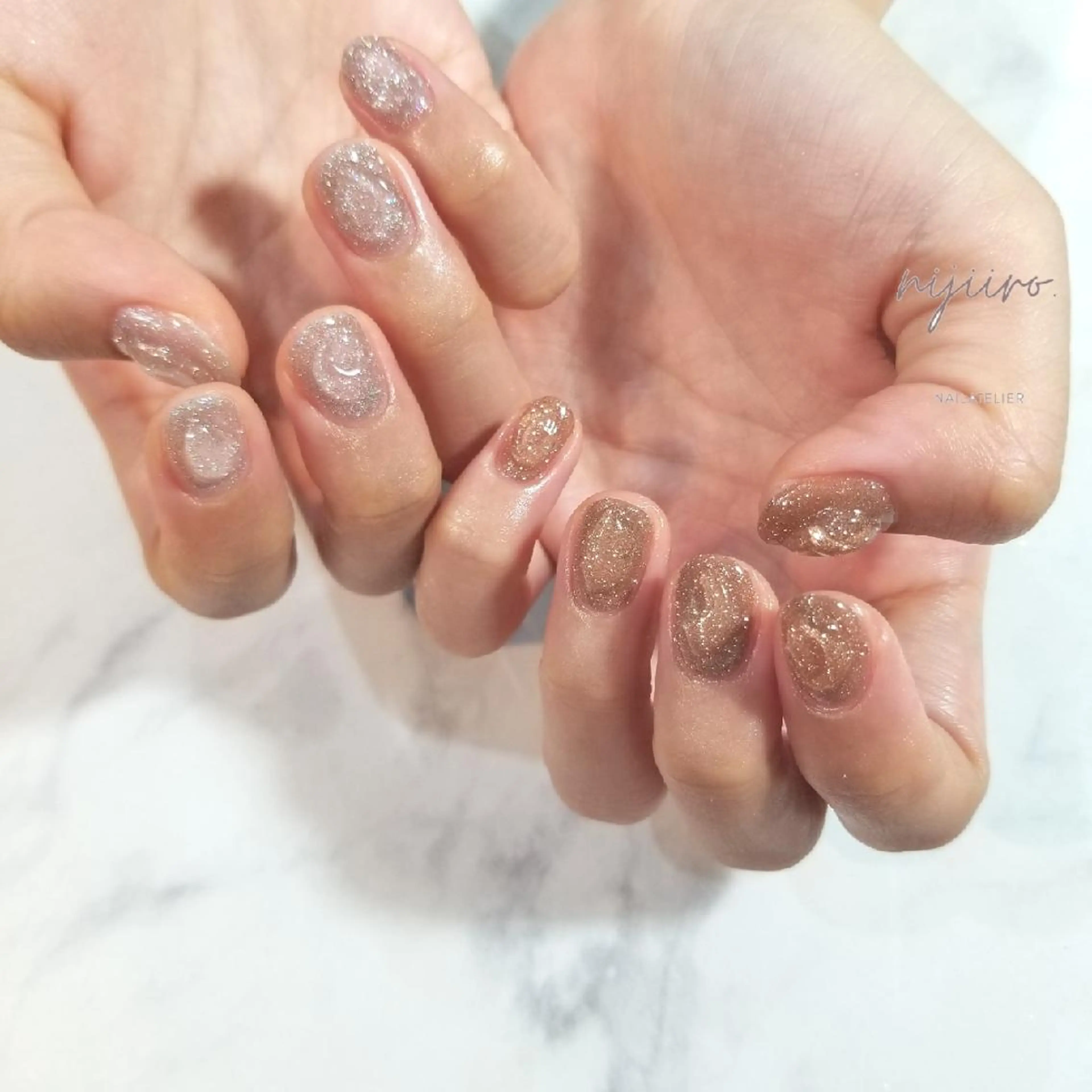 ネイル フラッシュネイル ぷっくりネイル ハンドネイル nailatelier nijiiro.所属・nijiiro🌈 サトウのネイルデザイン