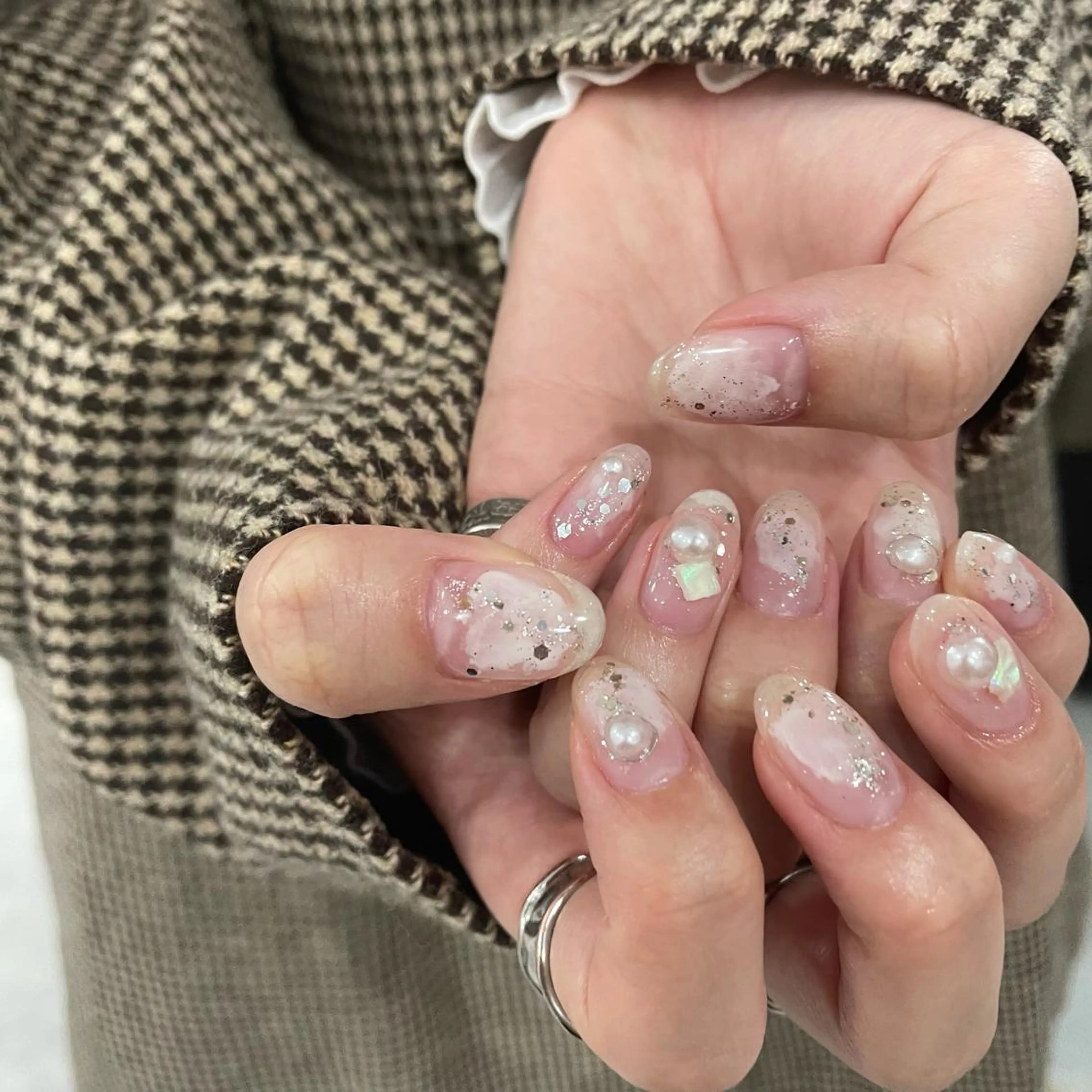 ネイル ニュアンスネイル Manon Yuiのマツエク・マツパデザイン