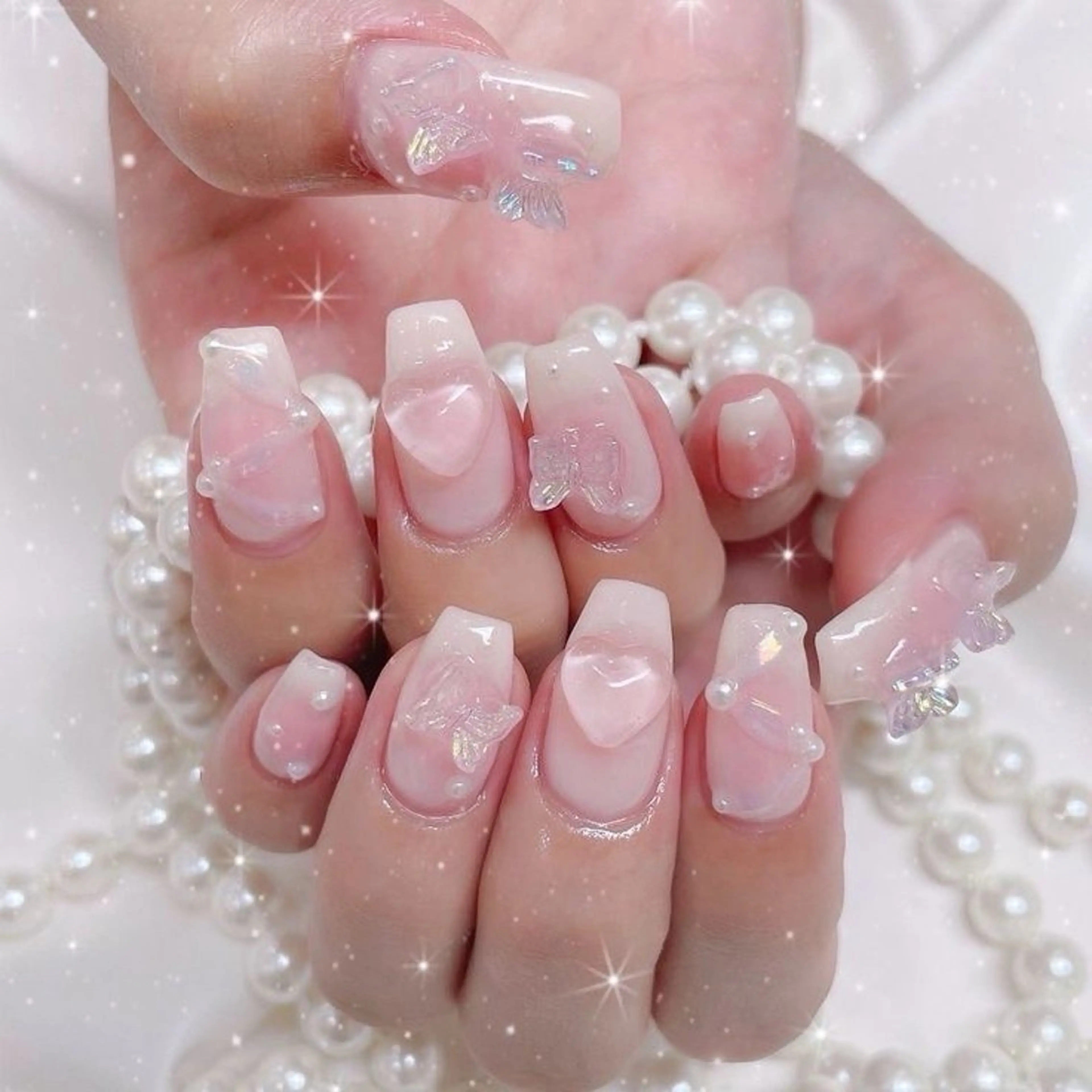 ネイル マグネットネイル ミラーネイル ピンク ネイルチップ 冬ネイル Lee Nailsのネイルデザイン