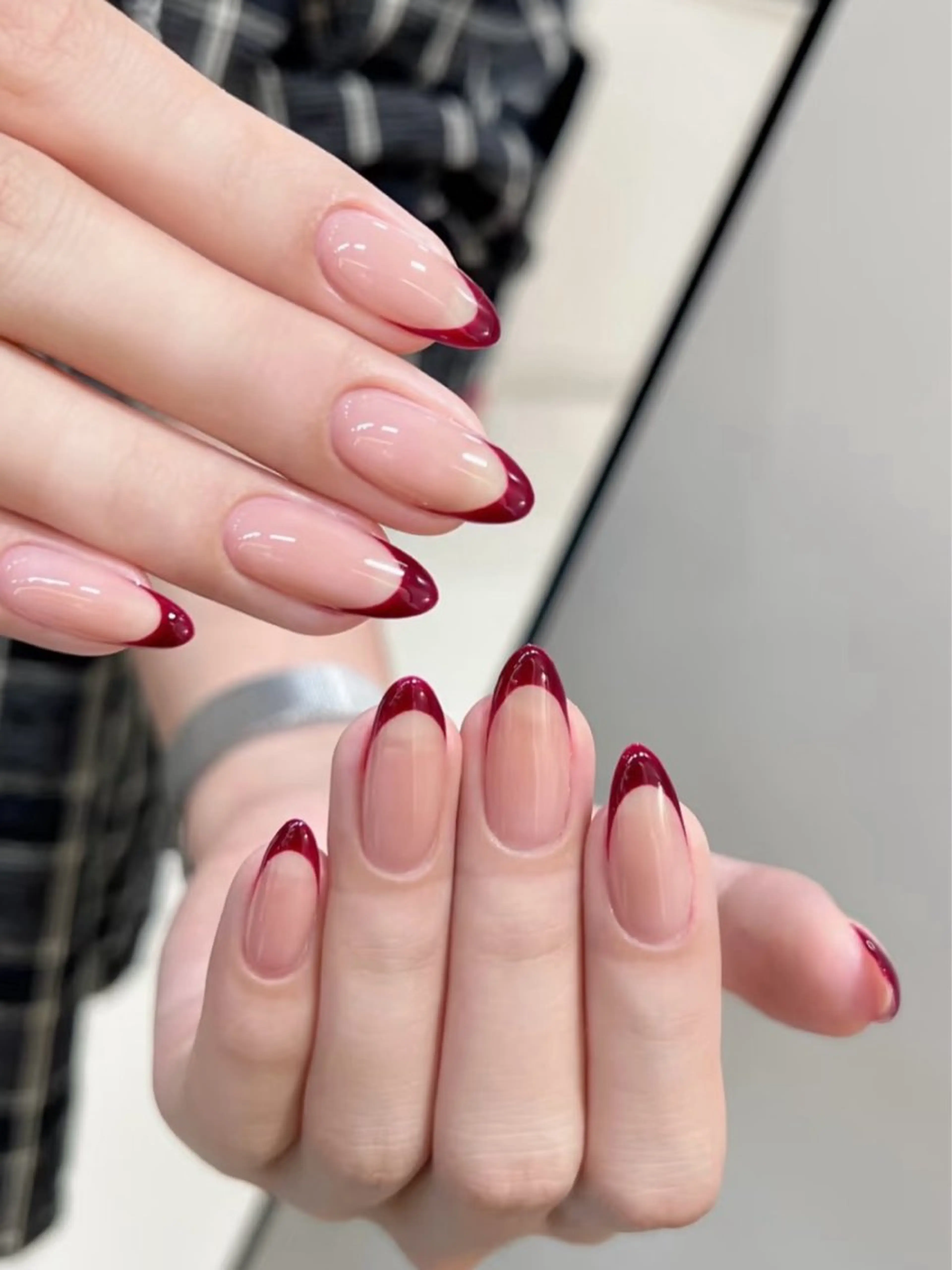 🌟初回ソフトジェルオフ無料🌟チップフレンチ(ベース色あり)の写真