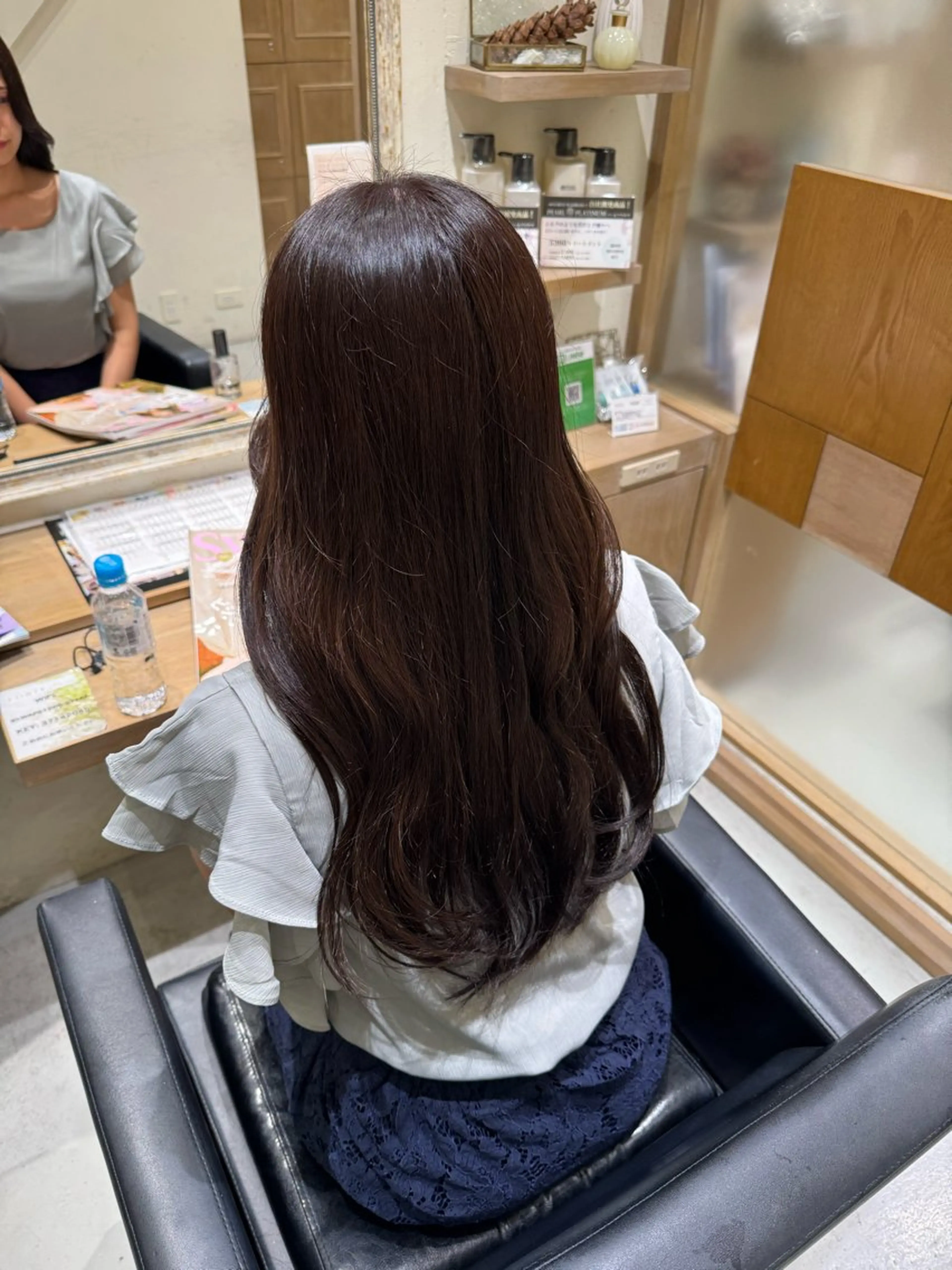 ロング カラー 透明感カラー/顔周り カット/レイヤーにかのヘアスタイル