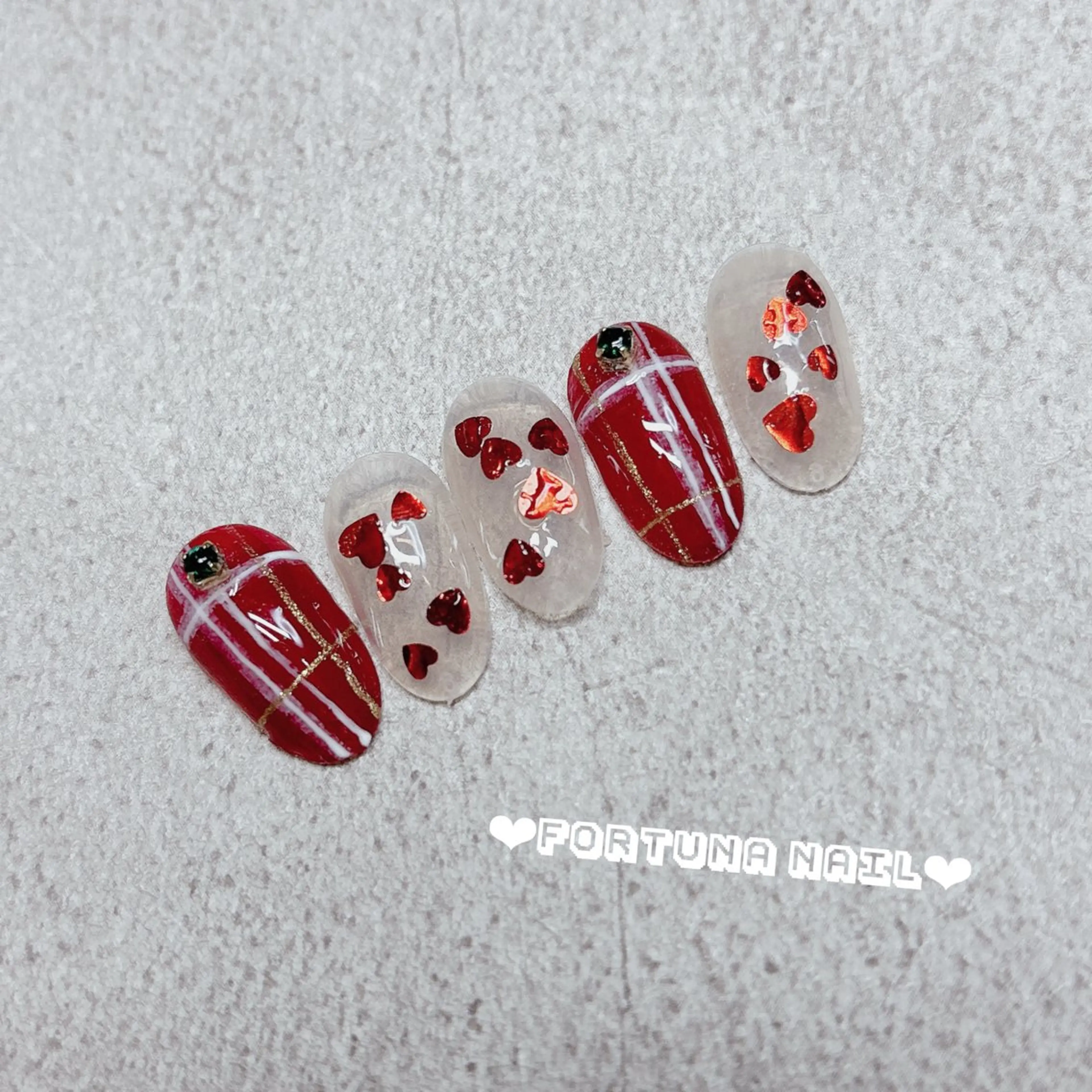 ネイル Nail •Head スパFortunaのネイルデザイン