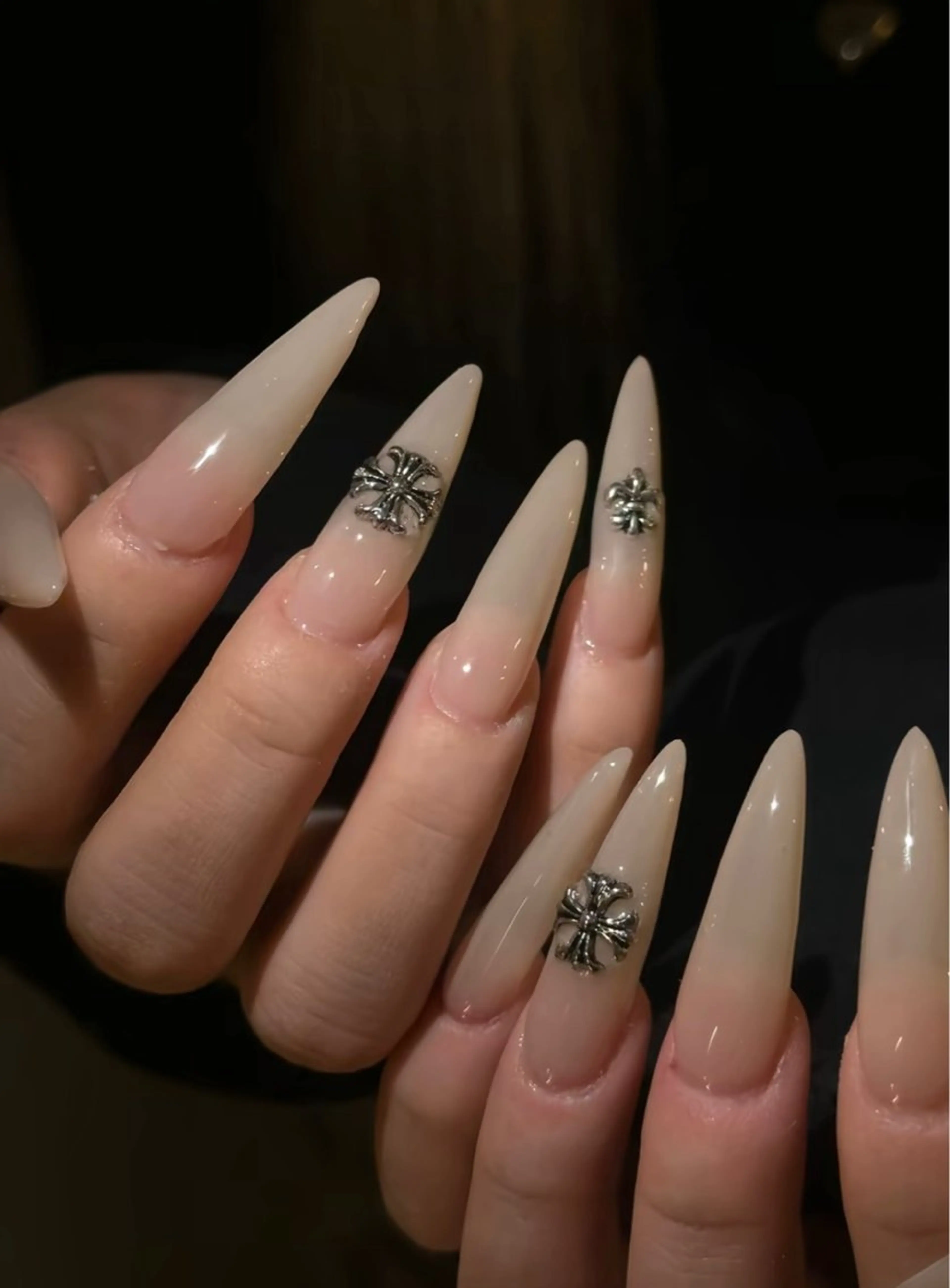 ネイル フレンチネイル ジェルネイル マグネットネイル 持ち込み ニュアンスネイル ハンドネイル NiJi Nailsのネイルデザイン