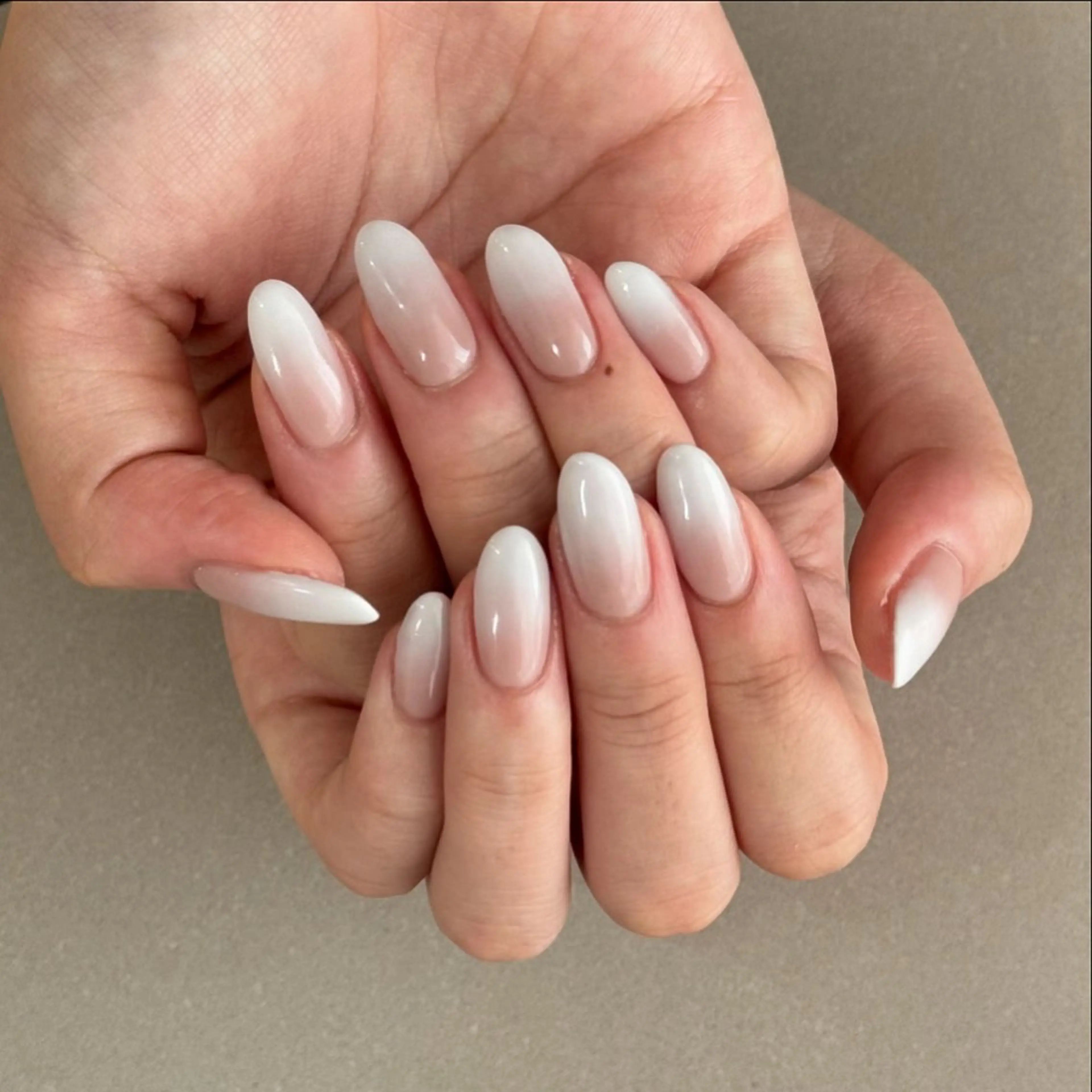 ネイル グラデーション ハンドネイル Momoka ネイリスト福岡/薬院のネイルデザイン