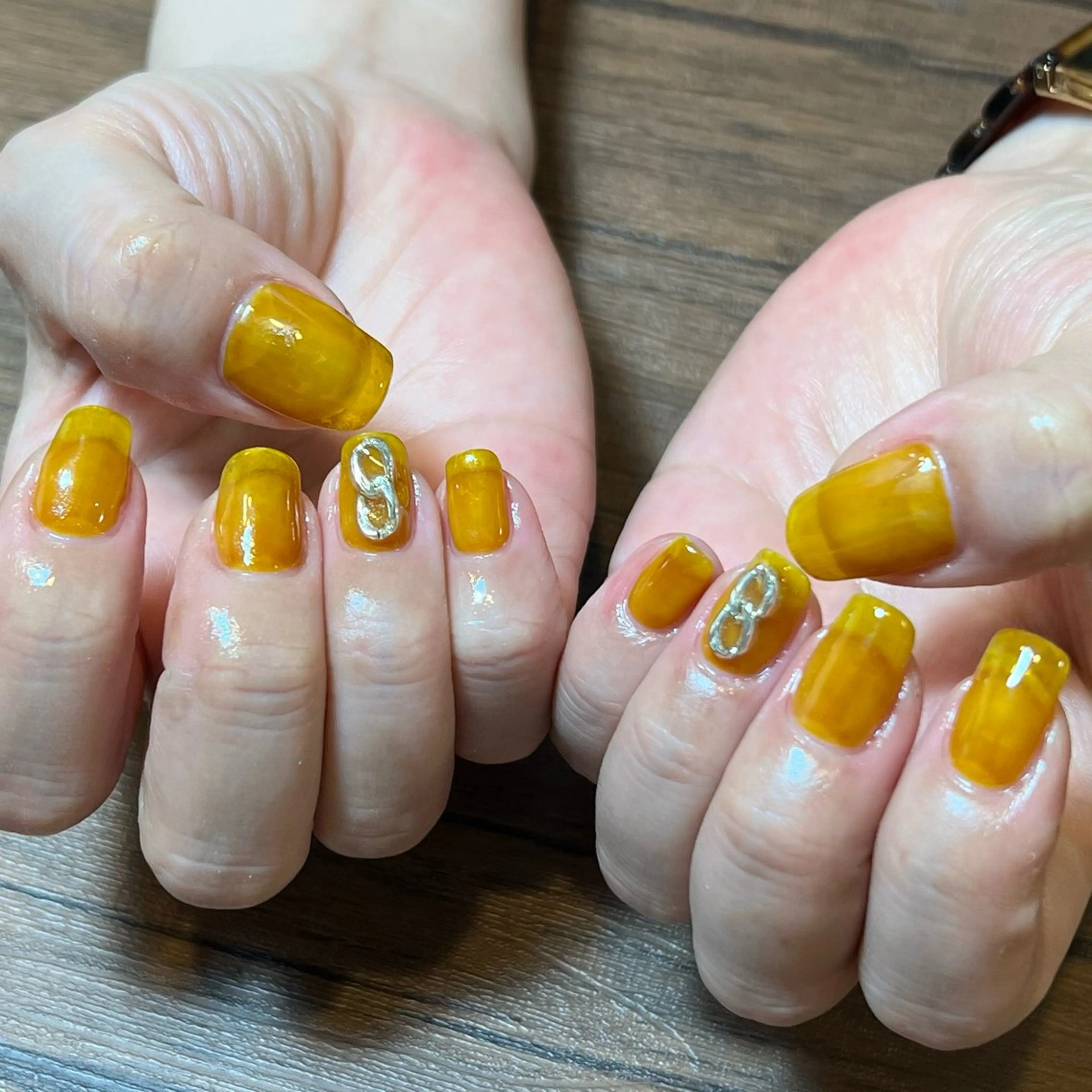 ネイル HENRIETTA NAILSALONのネイルデザイン