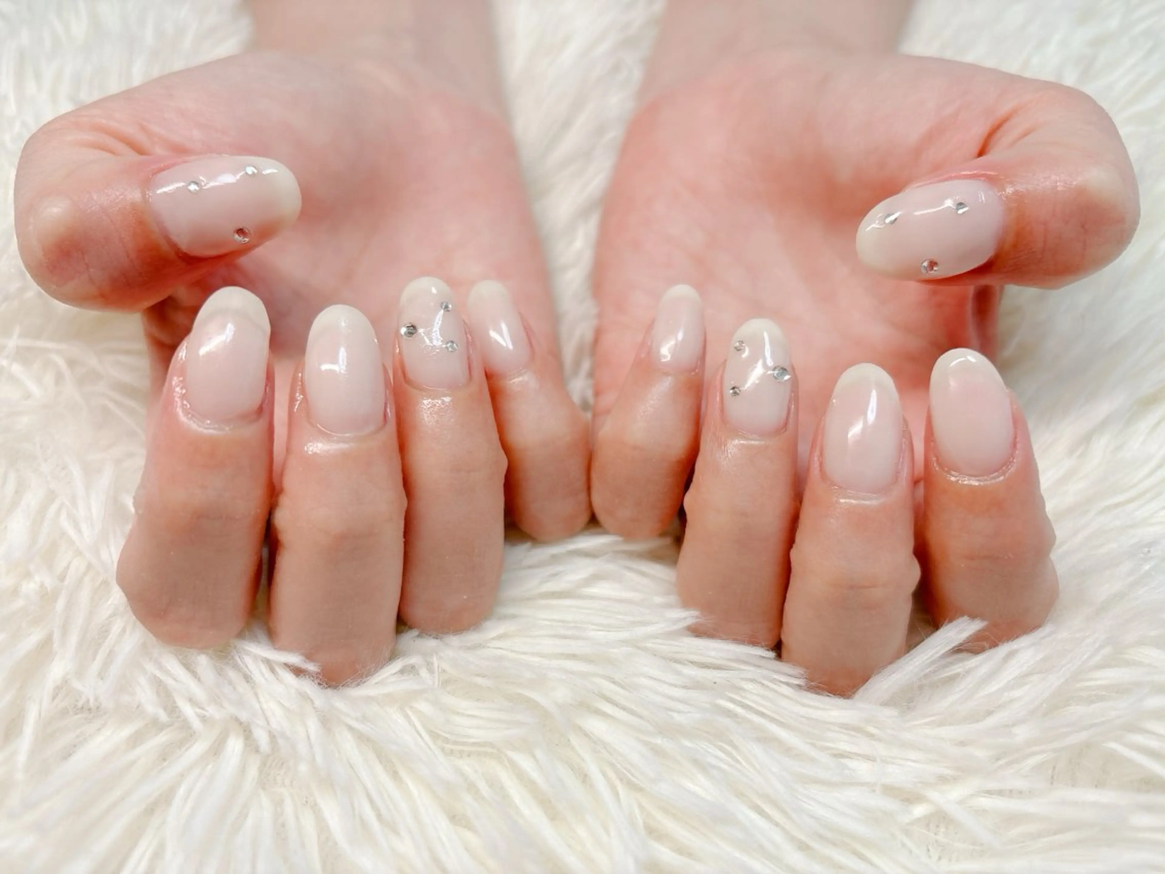 ネイル パッチリオメメ Lianaのネイルデザイン