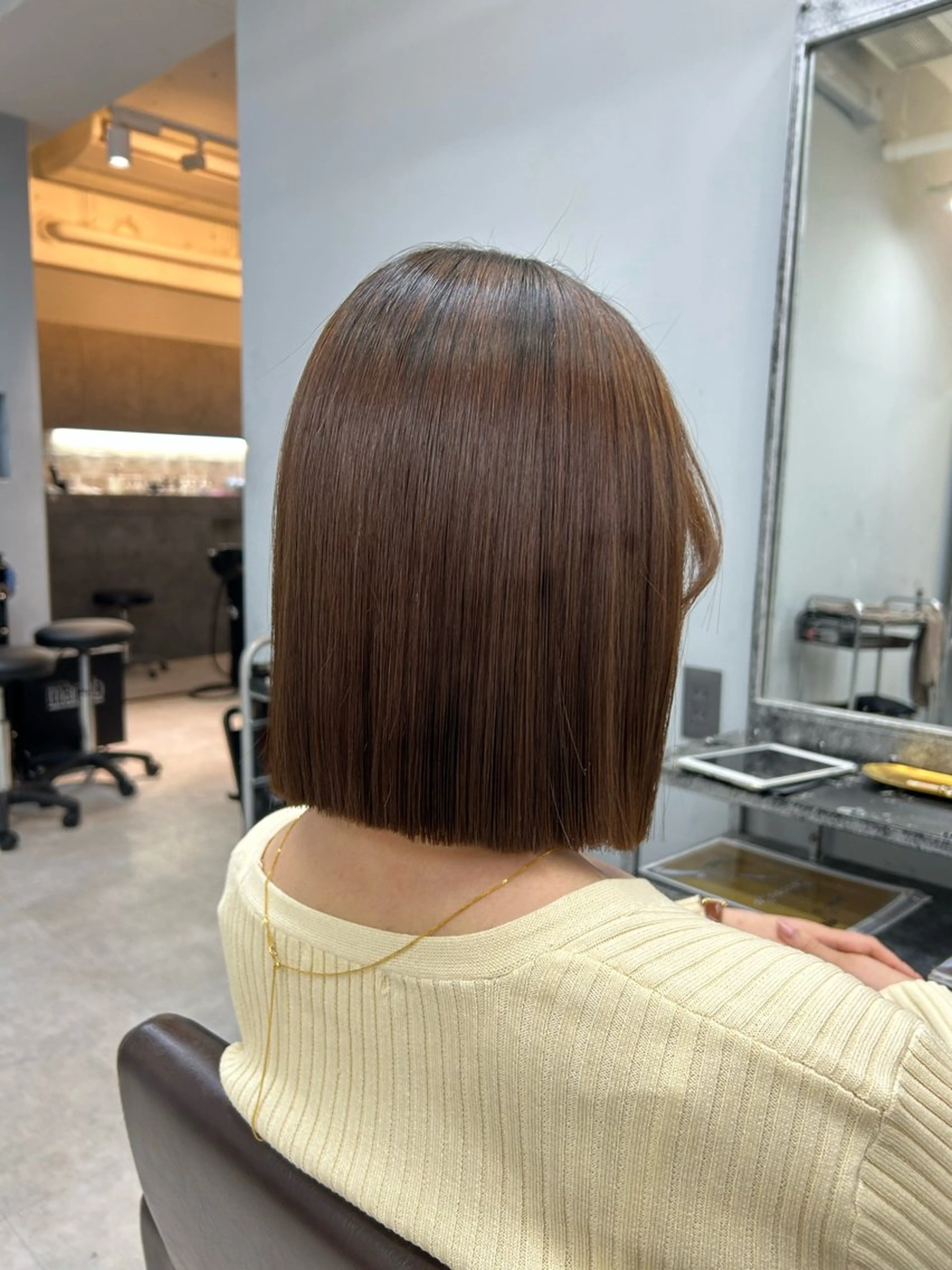 ミディアム hair atelier OZ桑野店所属・阿佐見 若菜のヘアスタイル