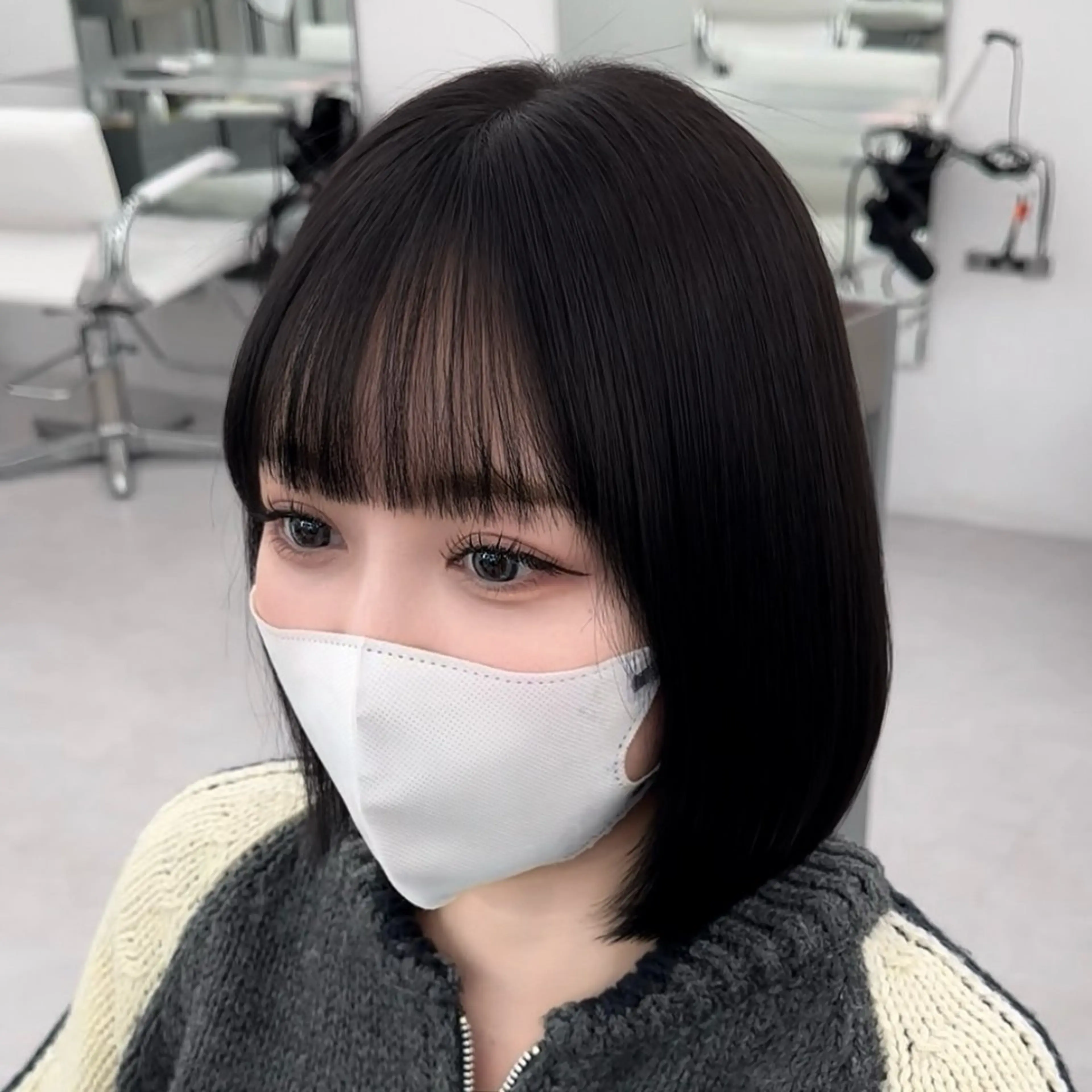 【平日ご新規様】カット+顔まわりストレート+艶トリートメントの写真