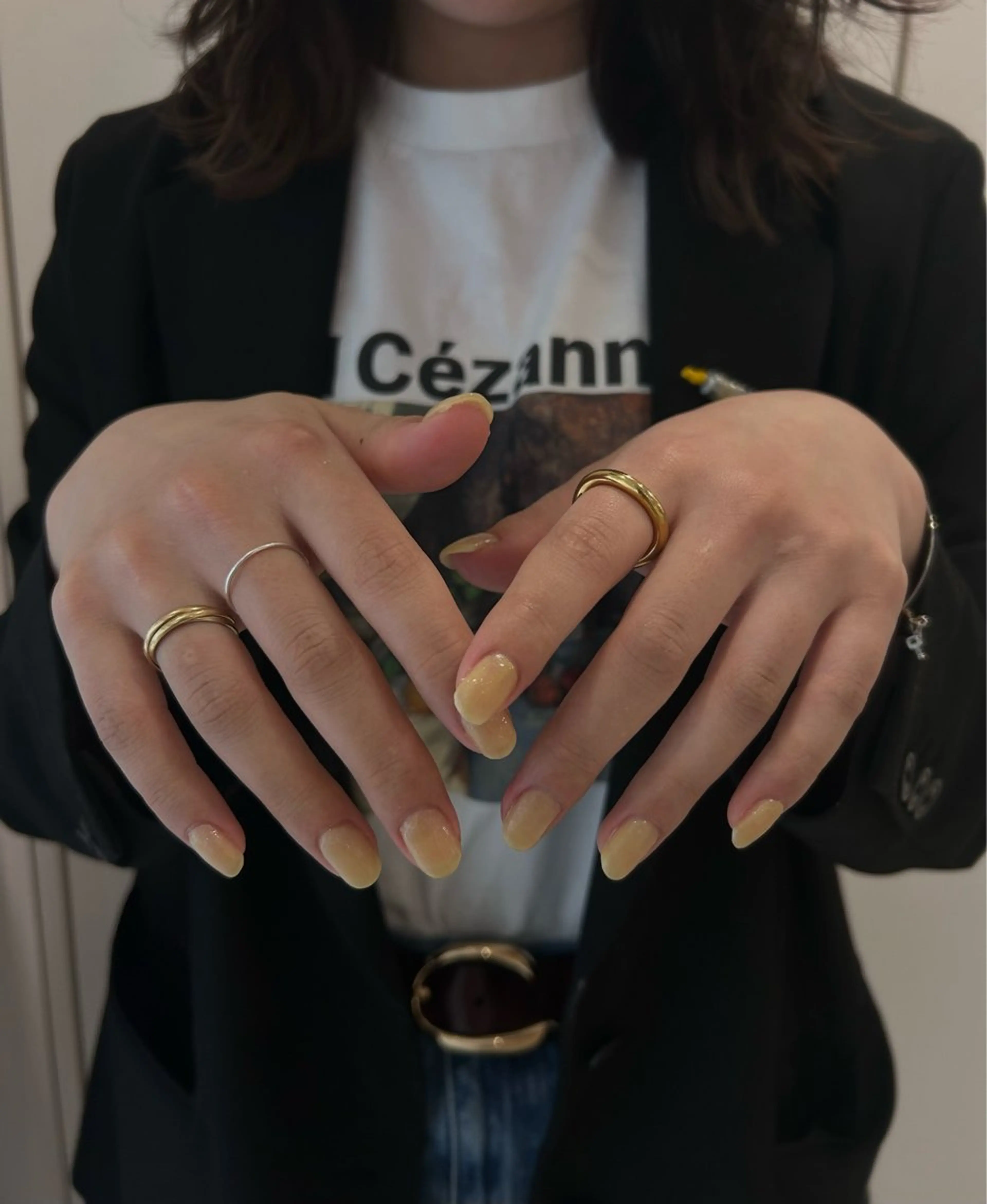 ネイル ラメ(グリッター) 黄色 DEEokazaki momonaのネイルデザイン