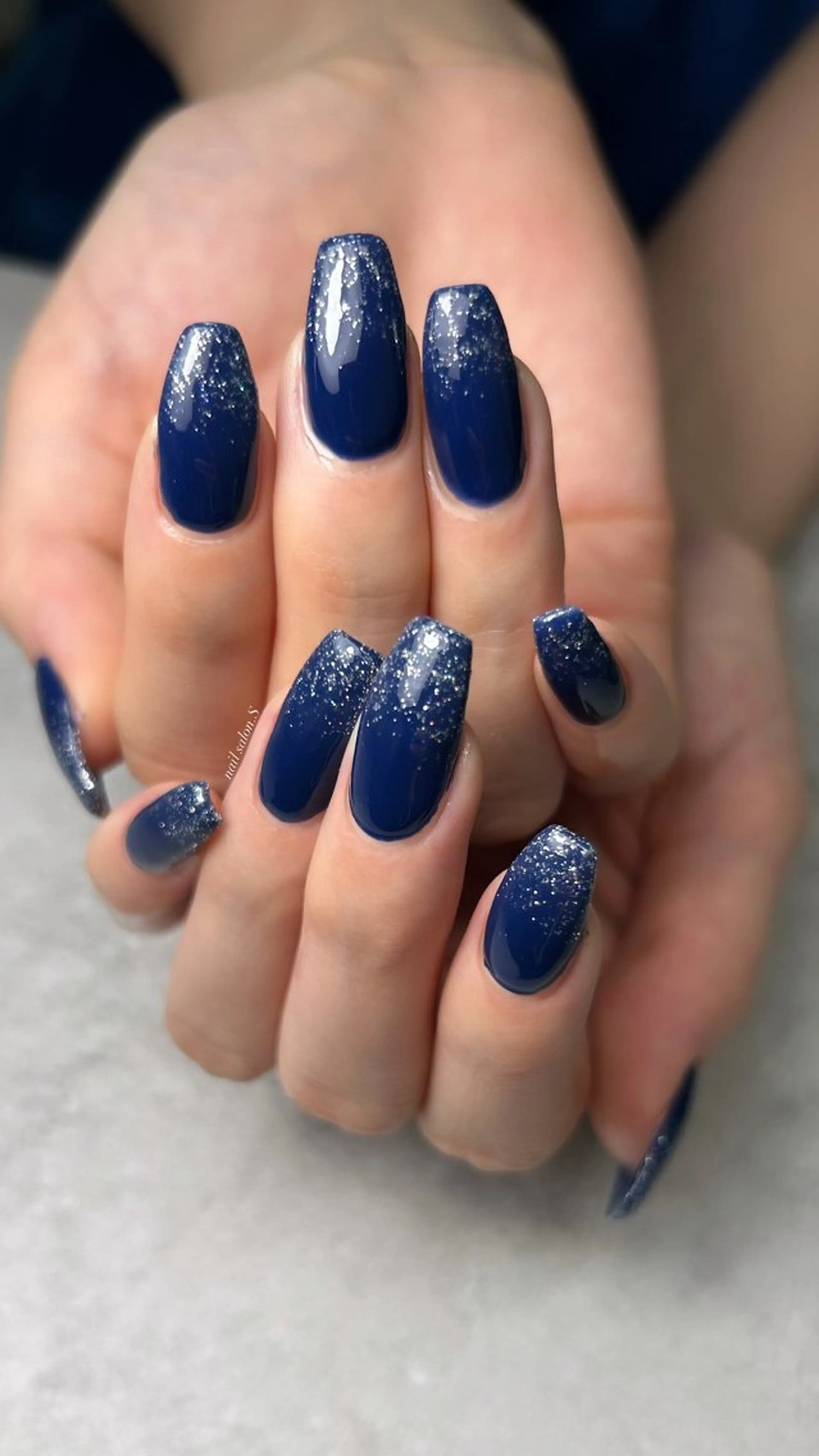 ネイル ジェルネイル グラデーション ラメ(グリッター) ラメグラデーション 持ち込み ハンドネイル 関山 志乃のネイルデザイン