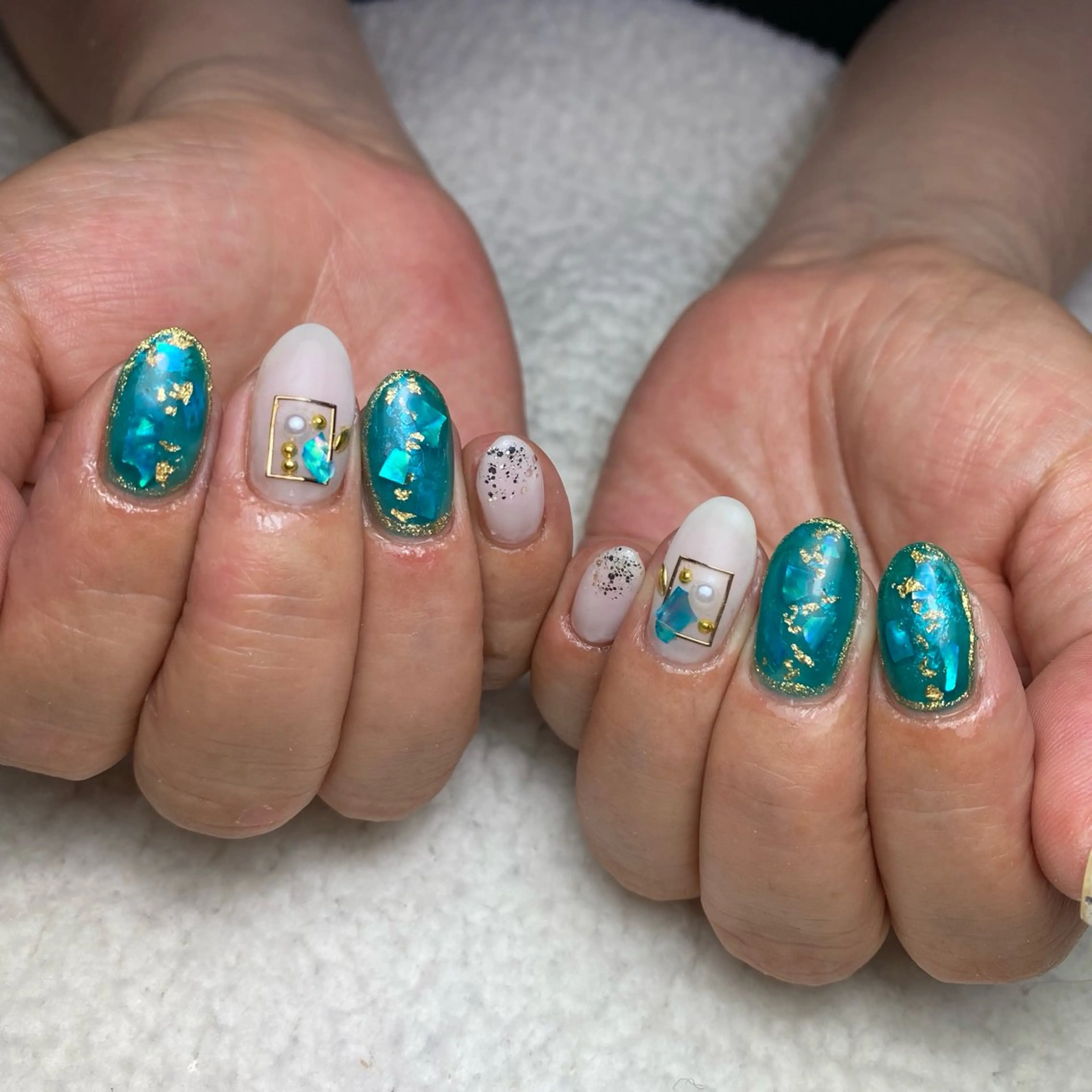 ネイル 夏ネイル ハンドネイル COCO+所属・COCO +のエステ・リラクイメージ