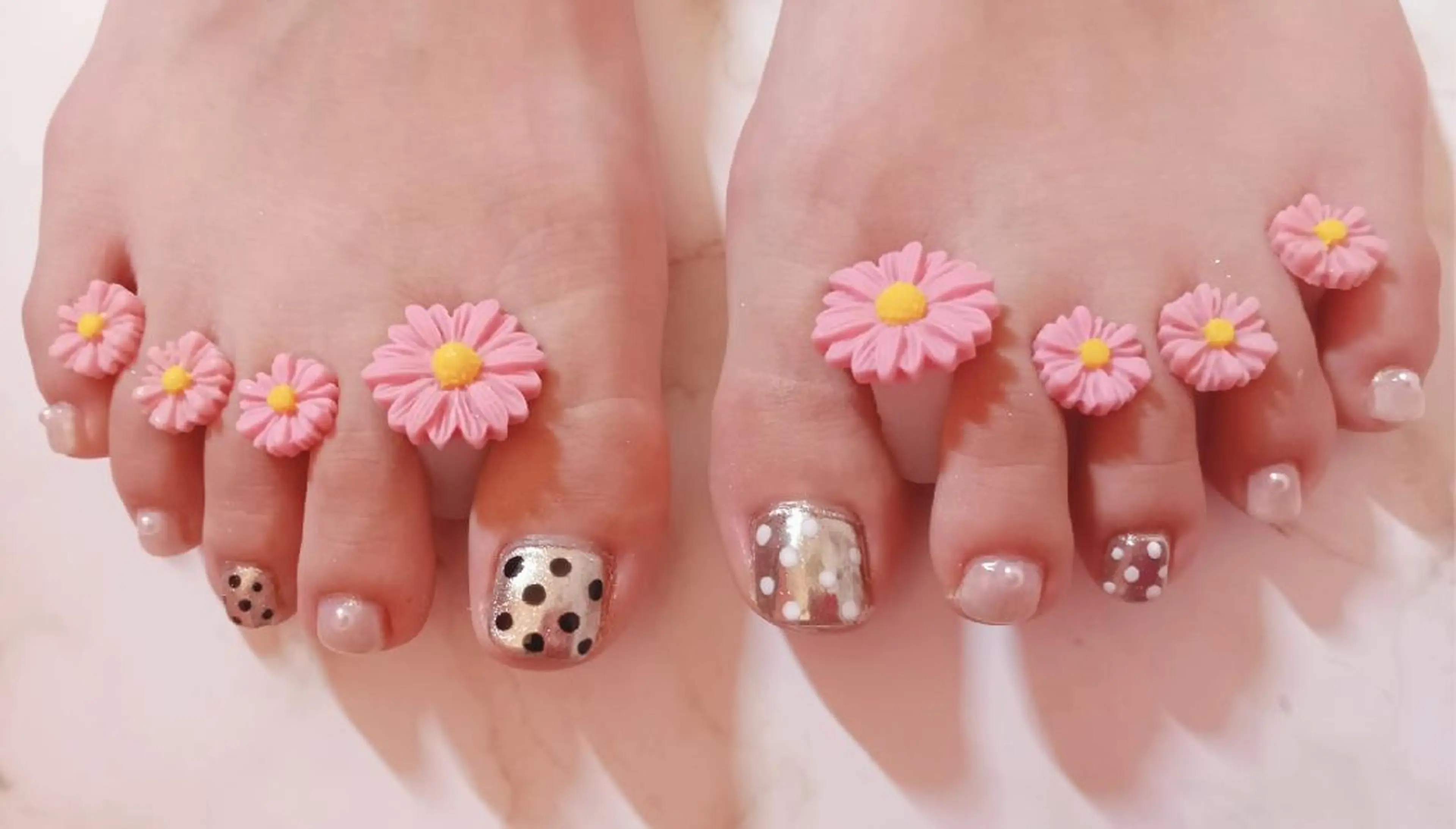 ネイル ドット フットネイル Nail Salon macherieのネイルデザイン