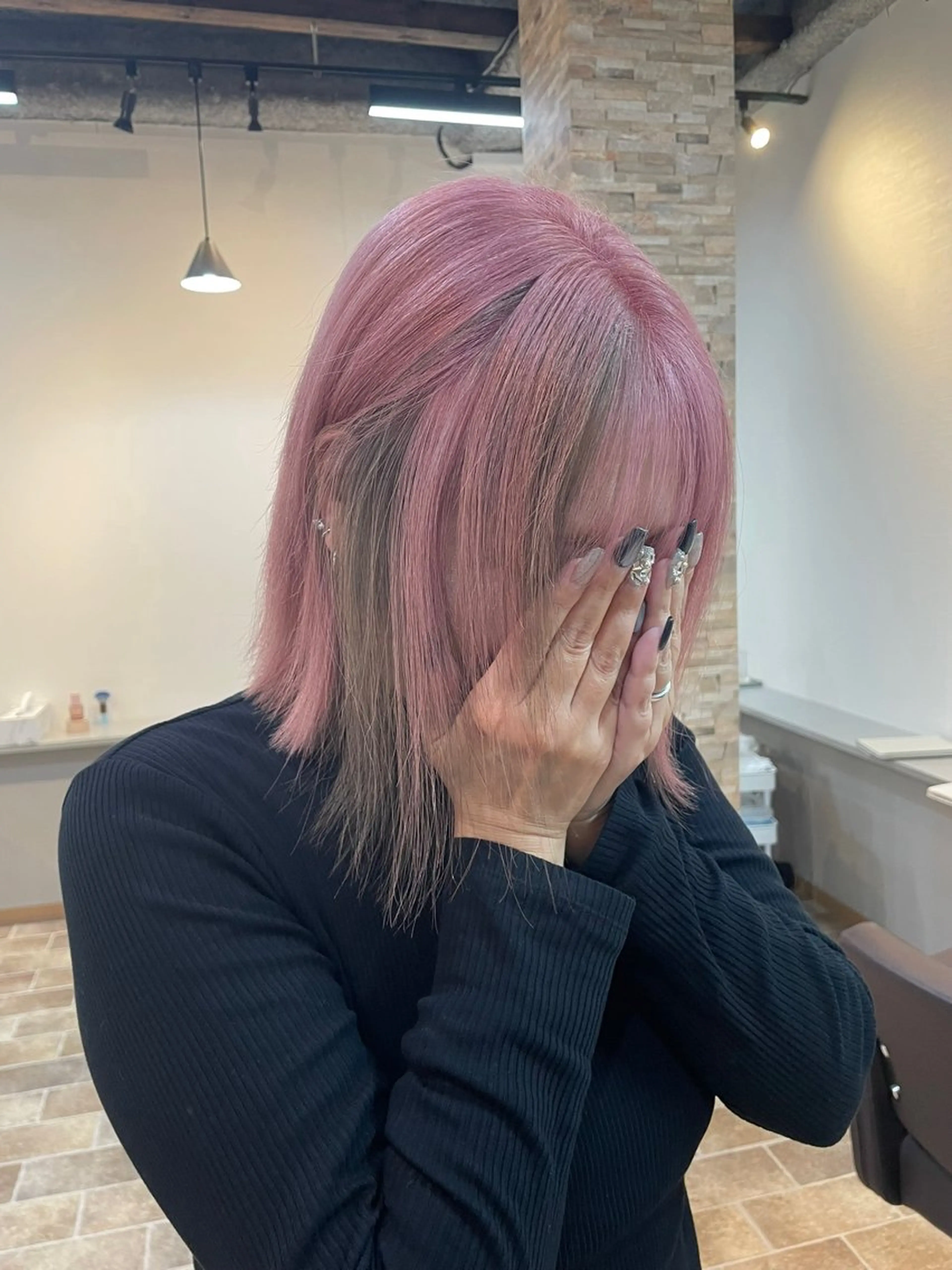 ミディアム カラー ピンクカラー シアーピンク ヘアカラー Ammi hair所属・YUI/ ブリーチカラー🌷のヘアスタイル