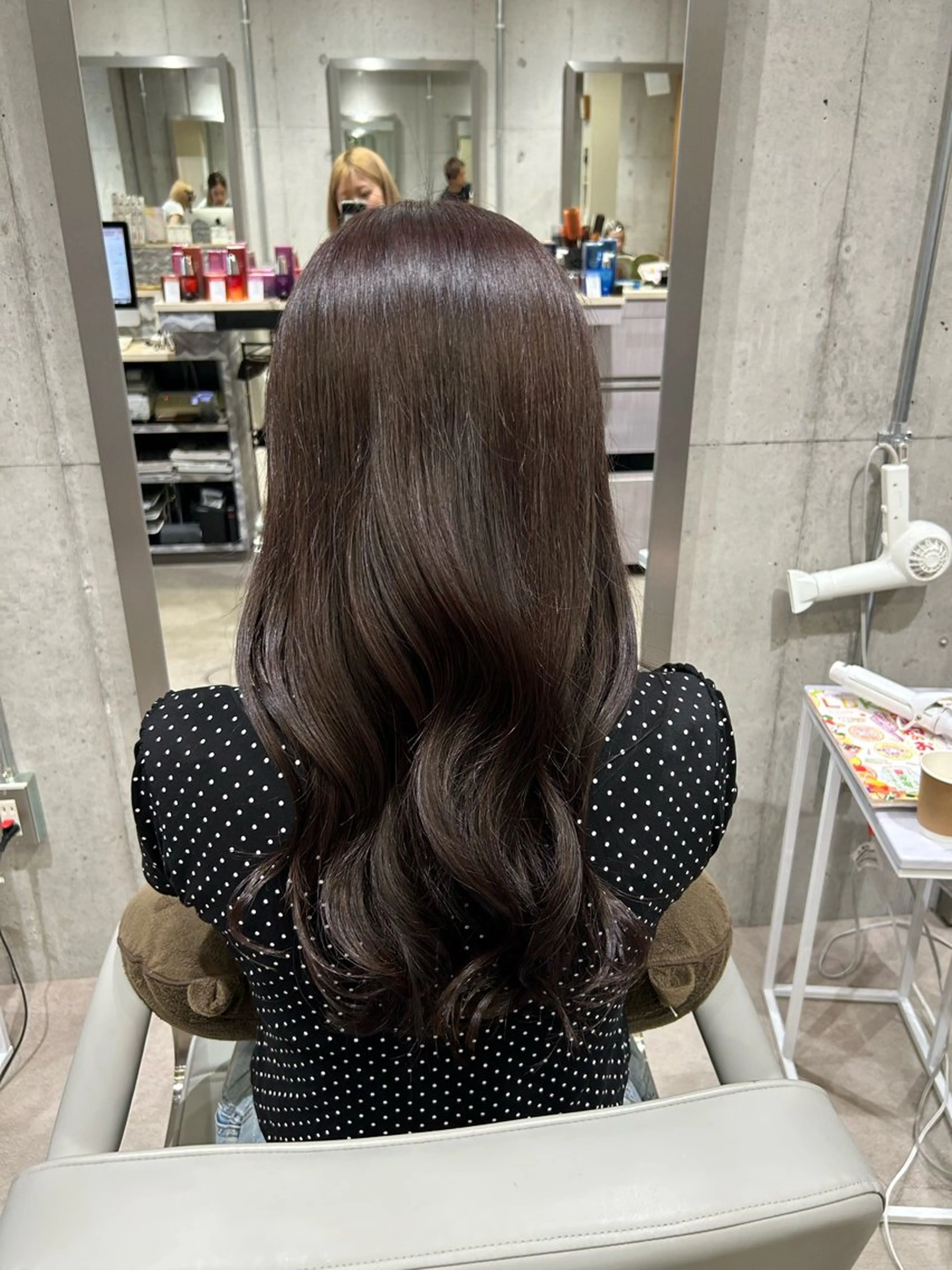 ロング .AIRI🌼 暖色/ぱつっとぼぶのヘアスタイル