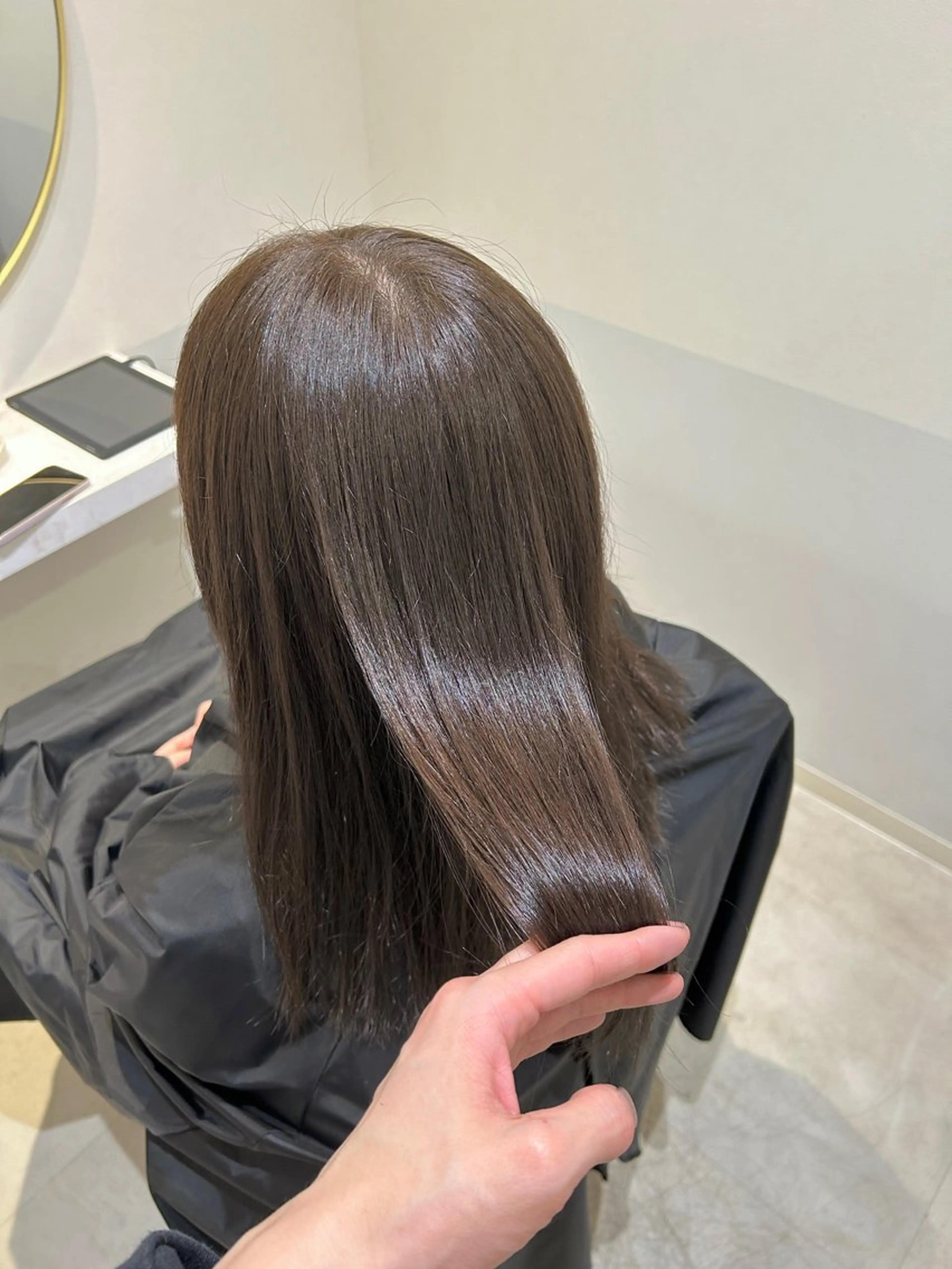 ロング ヘアカラー 左藤 樹真のヘアスタイル