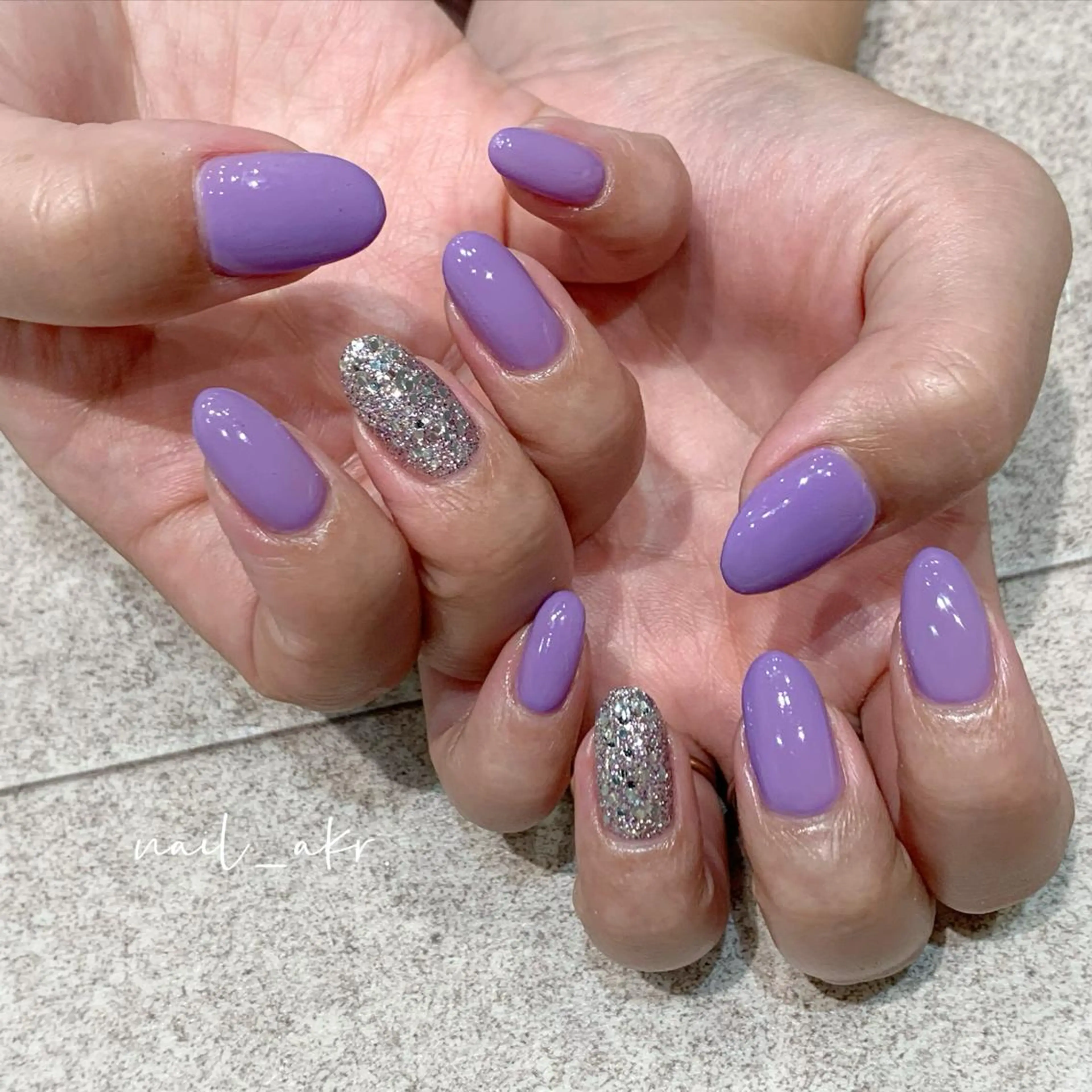 ネイル ラメ(グリッター) パープル nailAVANCE akariのネイルデザイン