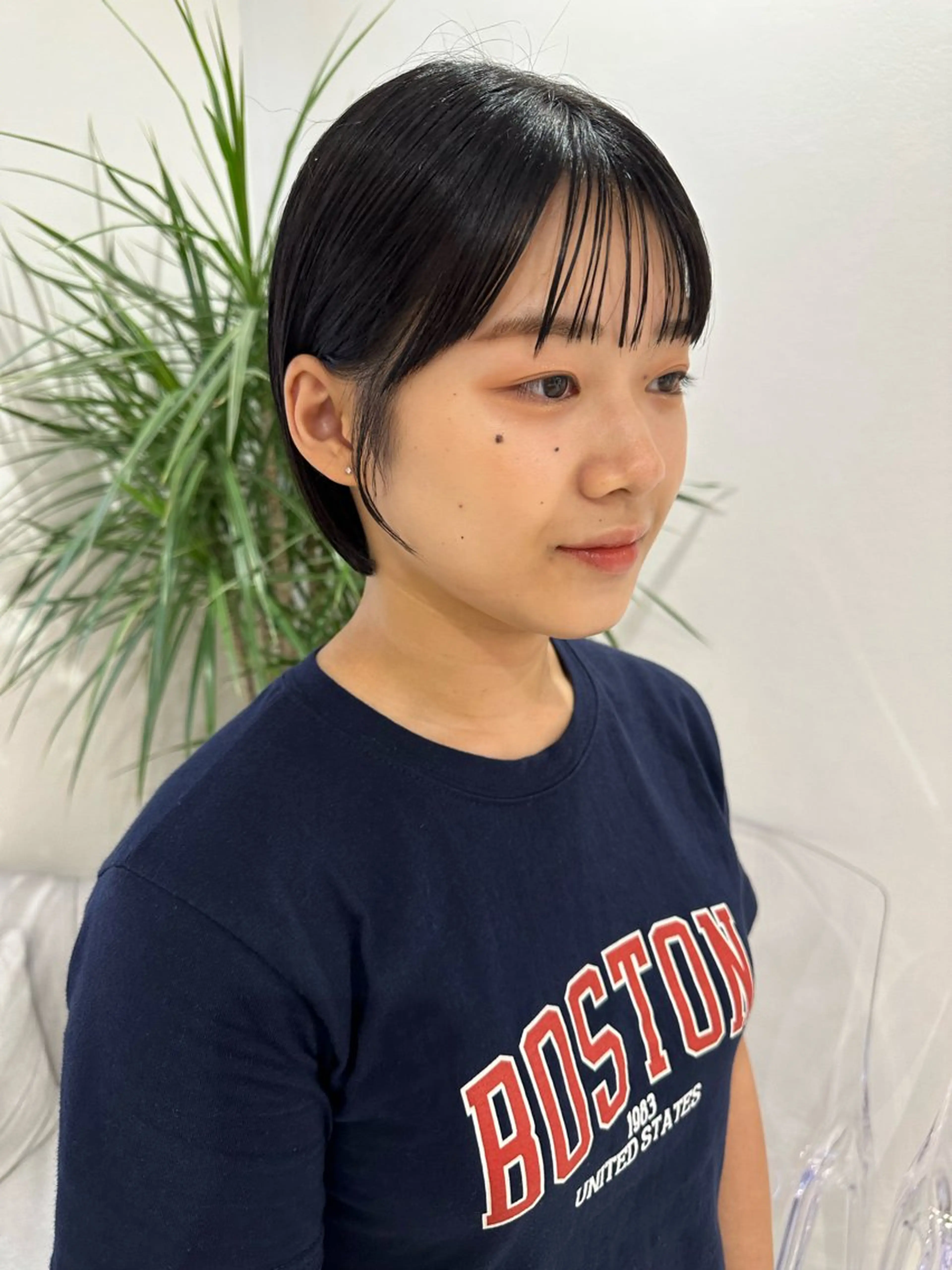 ショート カラー カット ヘアカラー かえ🩶韓国ボブ🎀 透明感カラー🥣のヘアスタイル