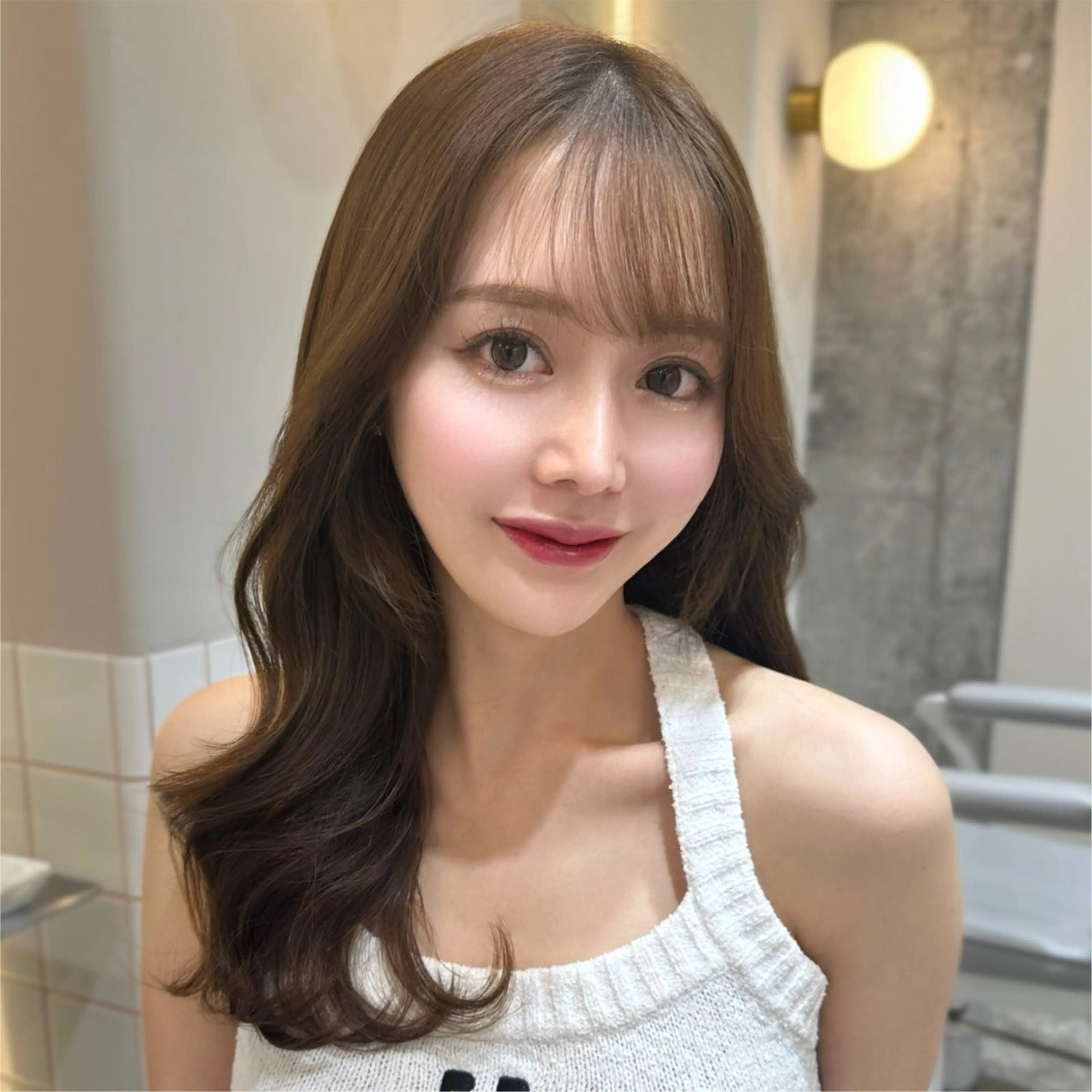 セミロング カット トリートメント 新宿/韓国風レイヤー 髪質改善/渋谷直樹のヘアスタイル