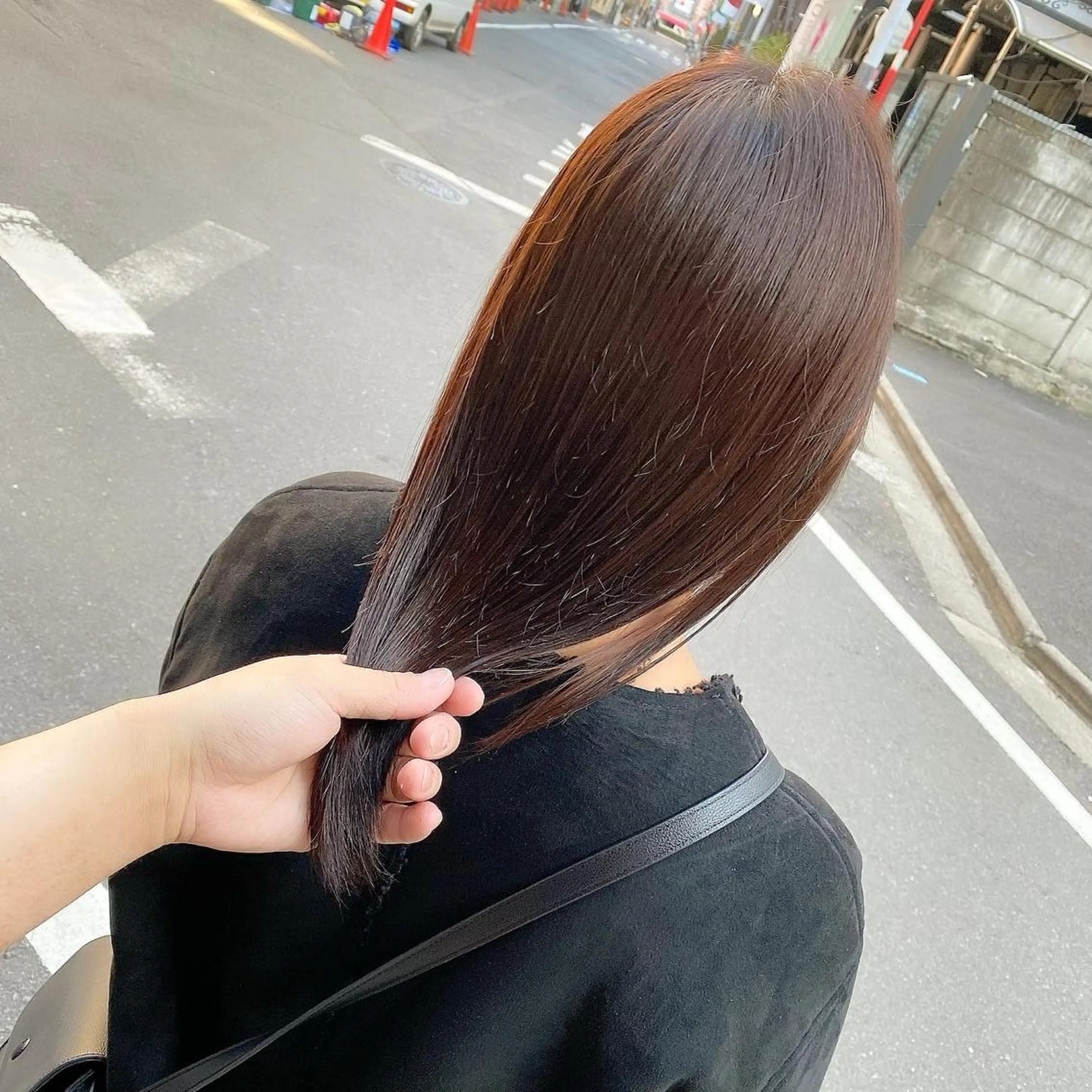 ミディアム カラー ブラウンカラー オレンジ オレンジブラウン 髪質改善 SALOWIN 池袋Suite店所属・髪質改善特化 安東駿介のヘアスタイル