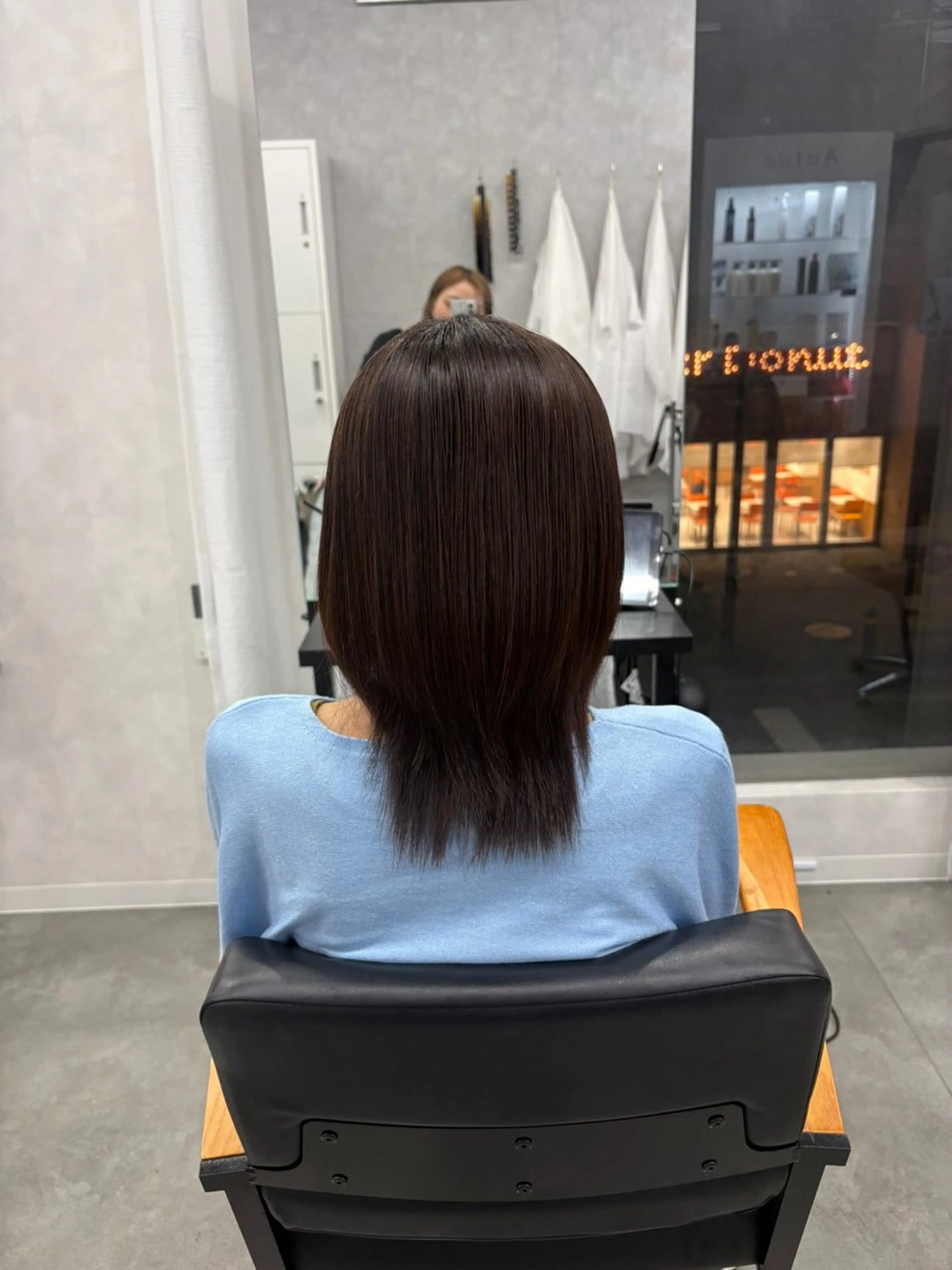 ミディアム 縮毛矯正 LIV(リヴ) My (マイ)のヘアスタイル