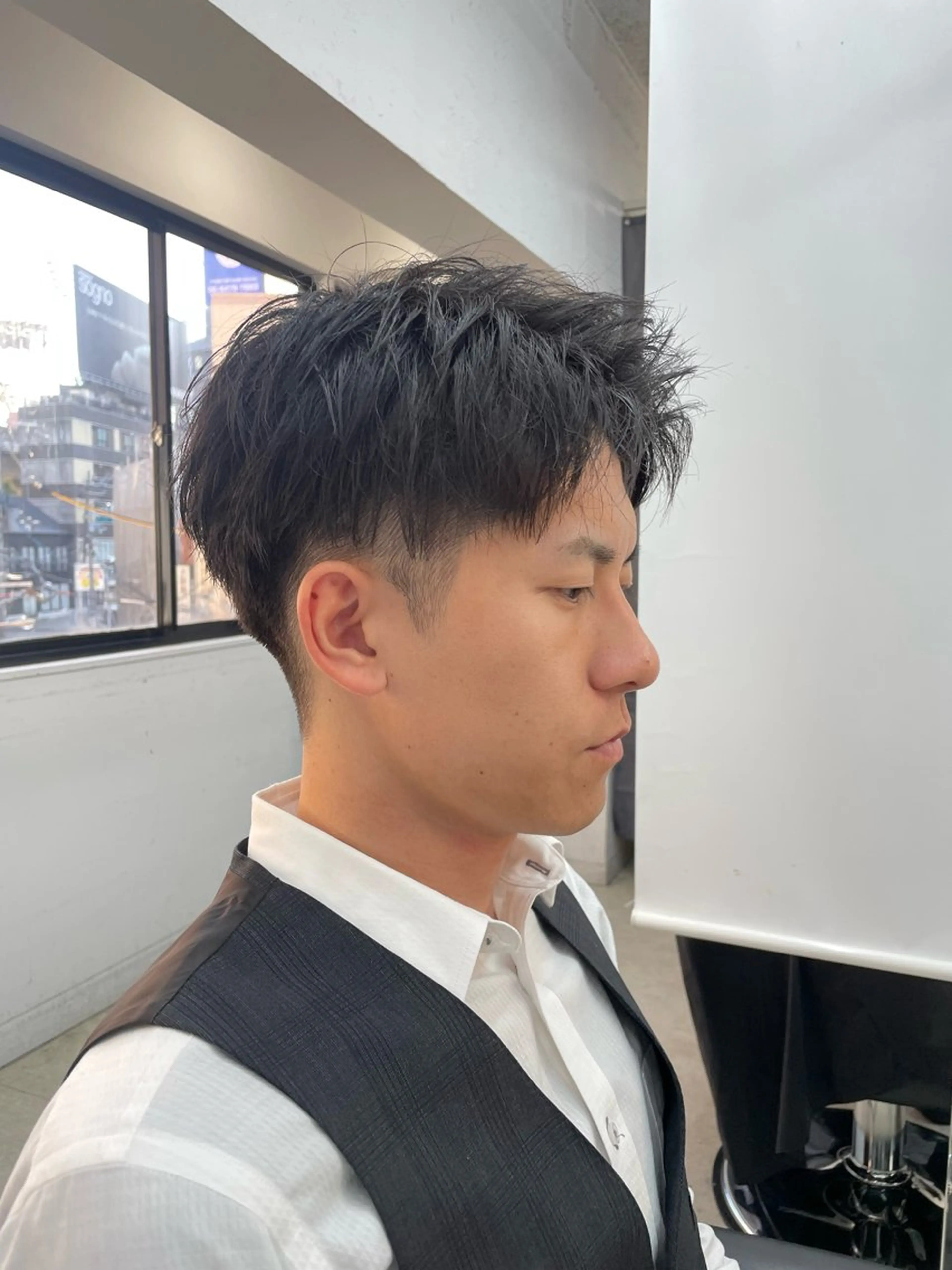 ショート メンズ アップバング 刈り上げ ショートヘア sunc所属・ハイトーン/ブリーチ /ダブルカラーのヘアスタイル