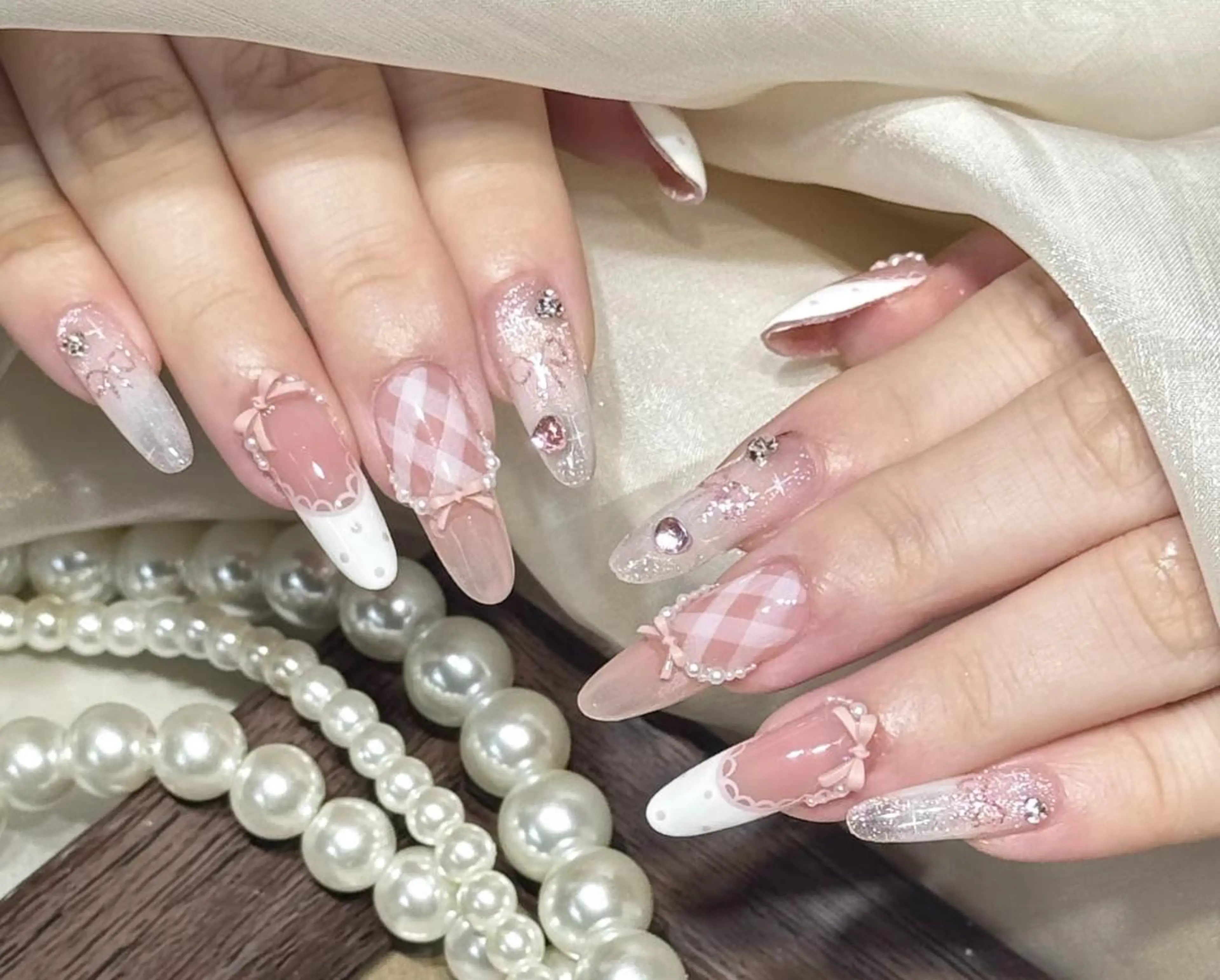 ネイル ハンドネイル 🎀 NaNa_nailのネイルデザイン