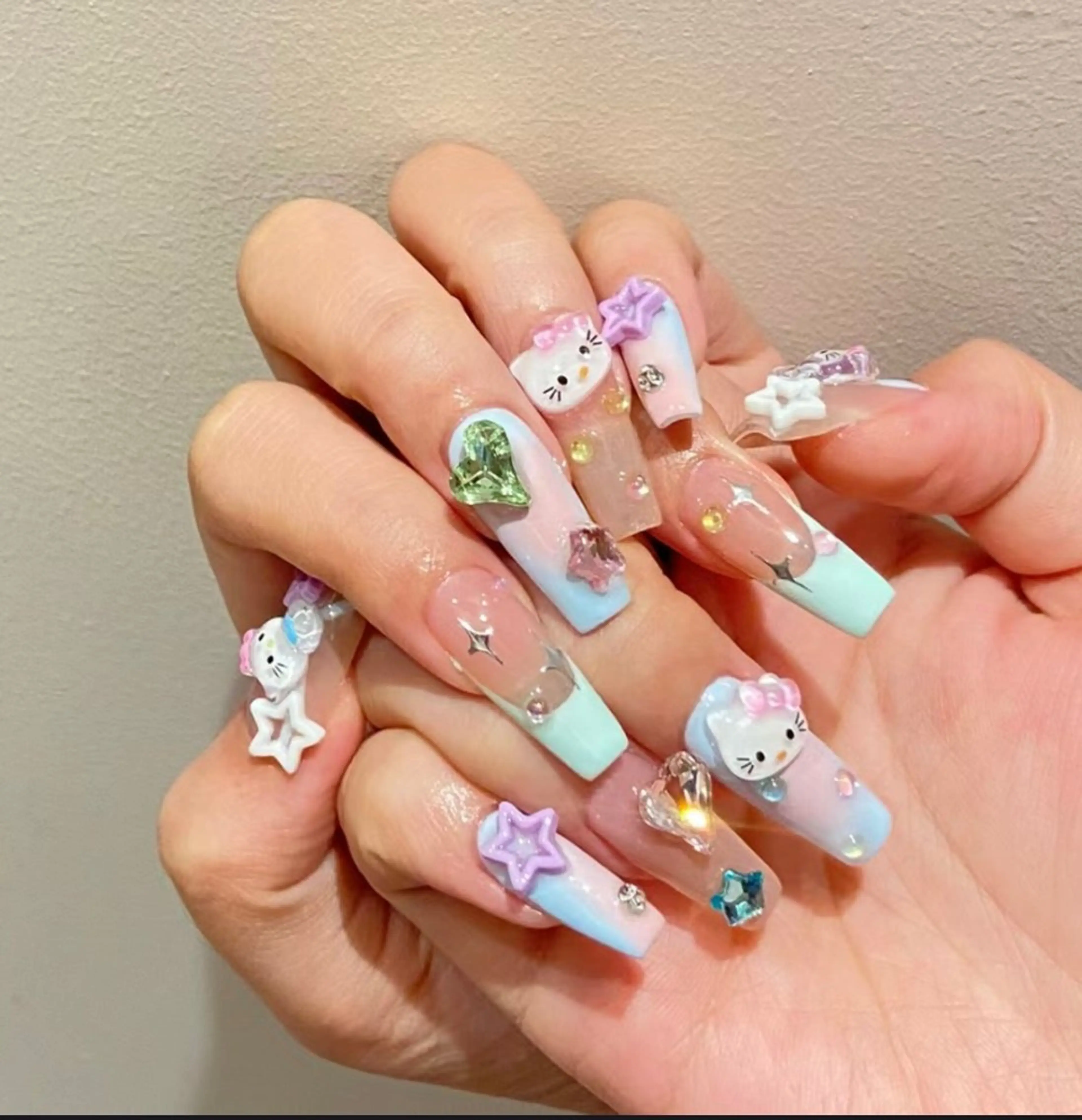 ネイル ハンドネイル ハンドケア 🍑 momo_nailのネイルデザイン