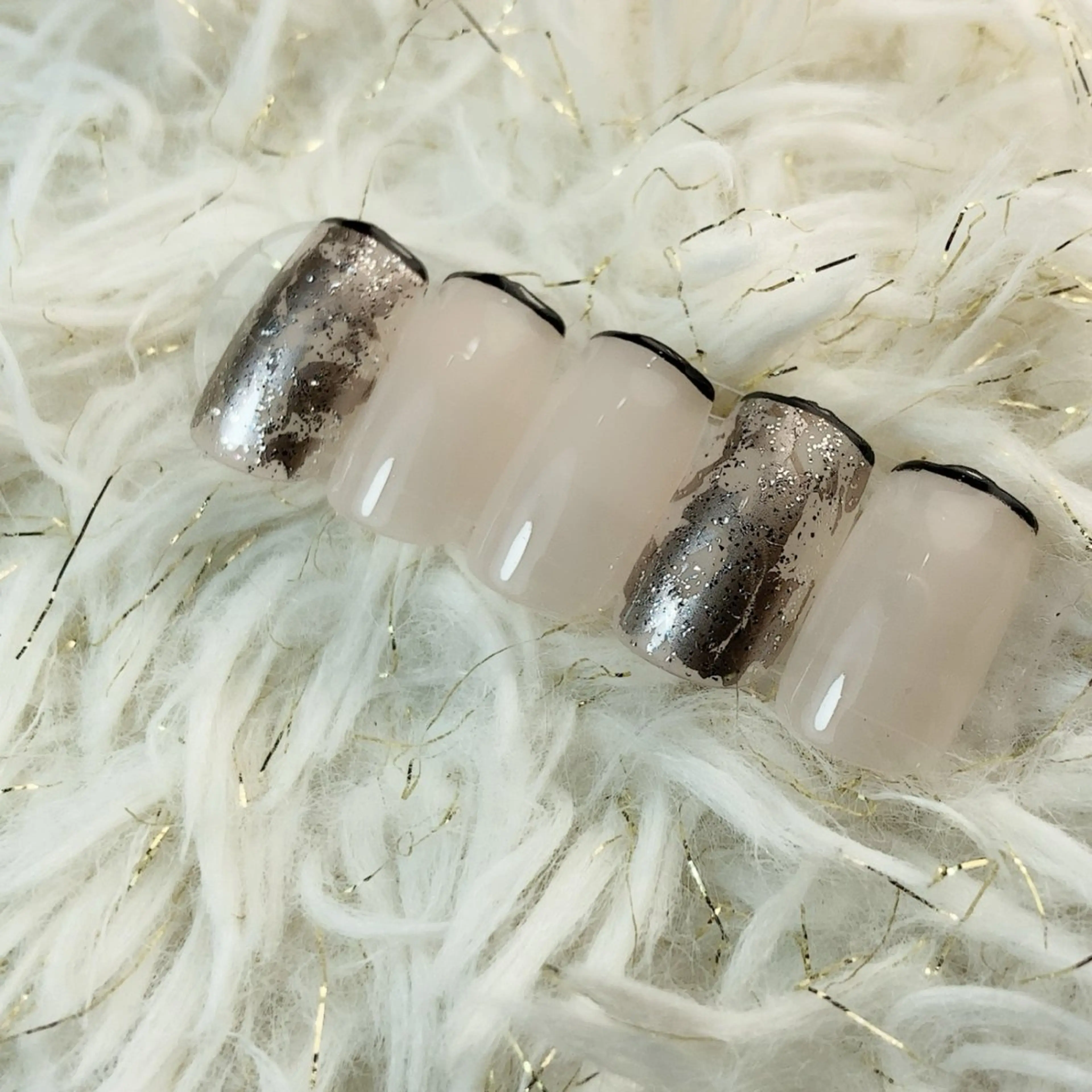 ネイル Legit nail salonのネイルデザイン