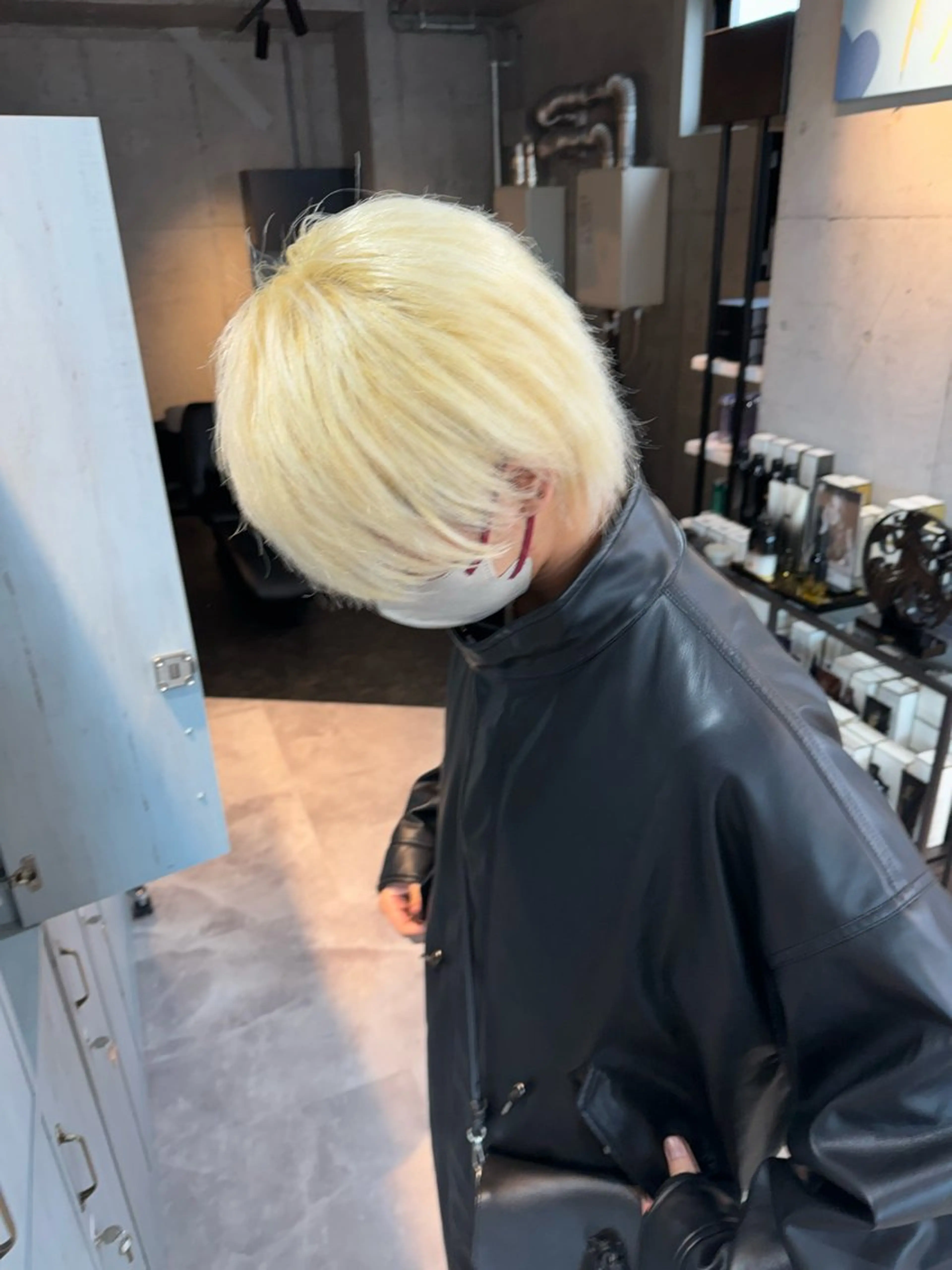 メンズ 透明感カラー🎨 田嶋翔真のヘアスタイル