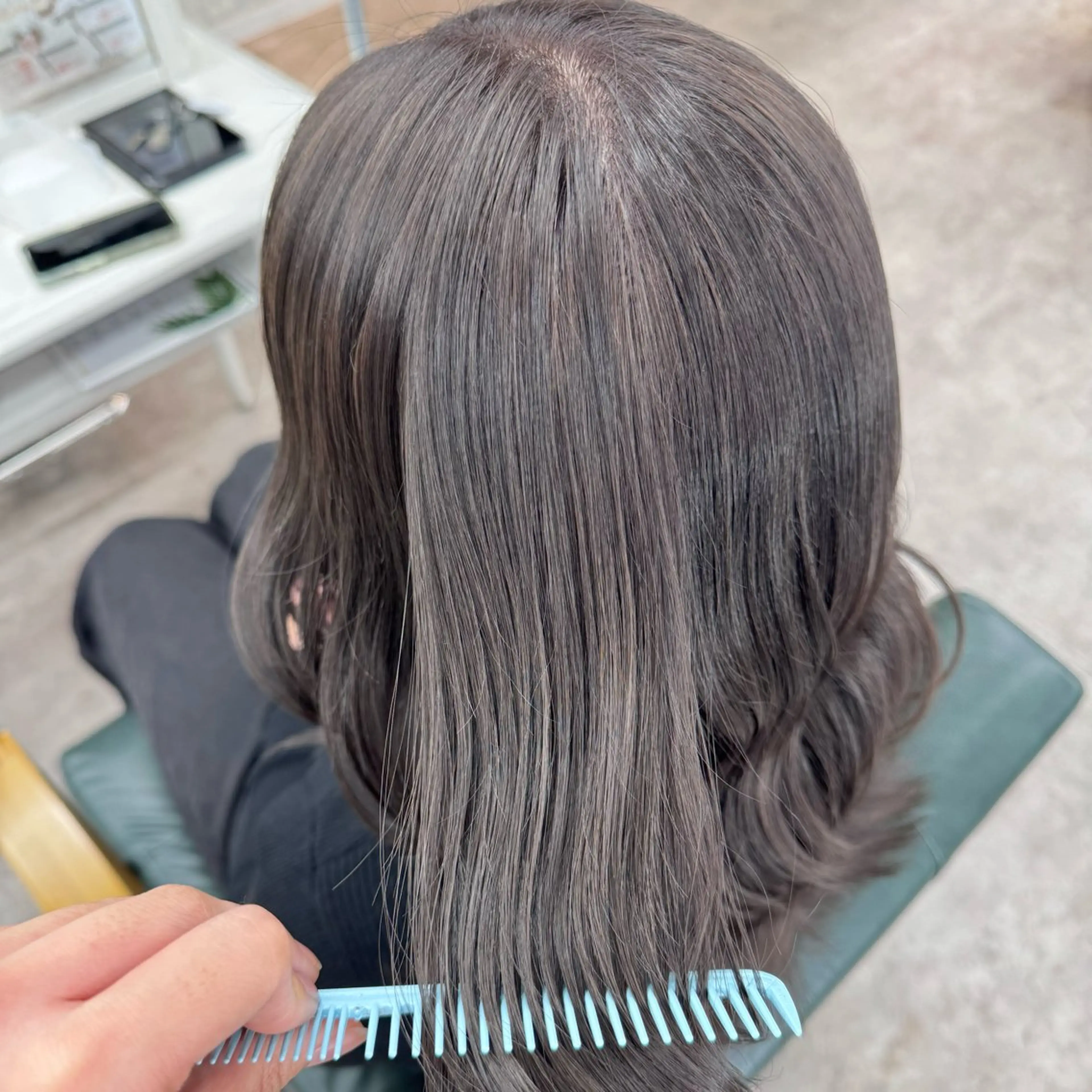 セミロング カラー カット ヘアカラー JUNSHIN🦋 ヘアセット／カラーのヘアスタイル