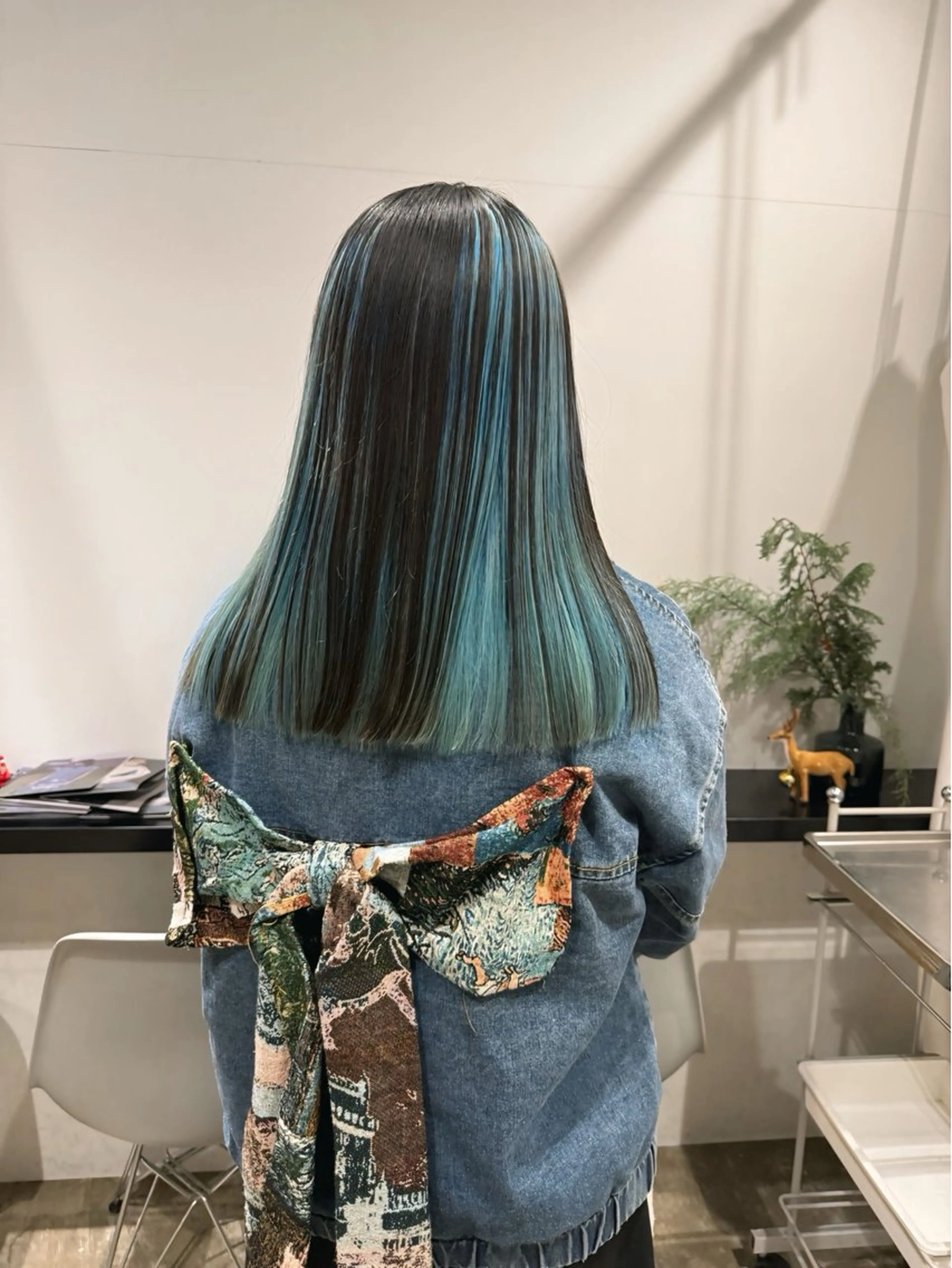 セミロング カラー ウルフ/似合わせ レイヤー/RIHOのヘアスタイル