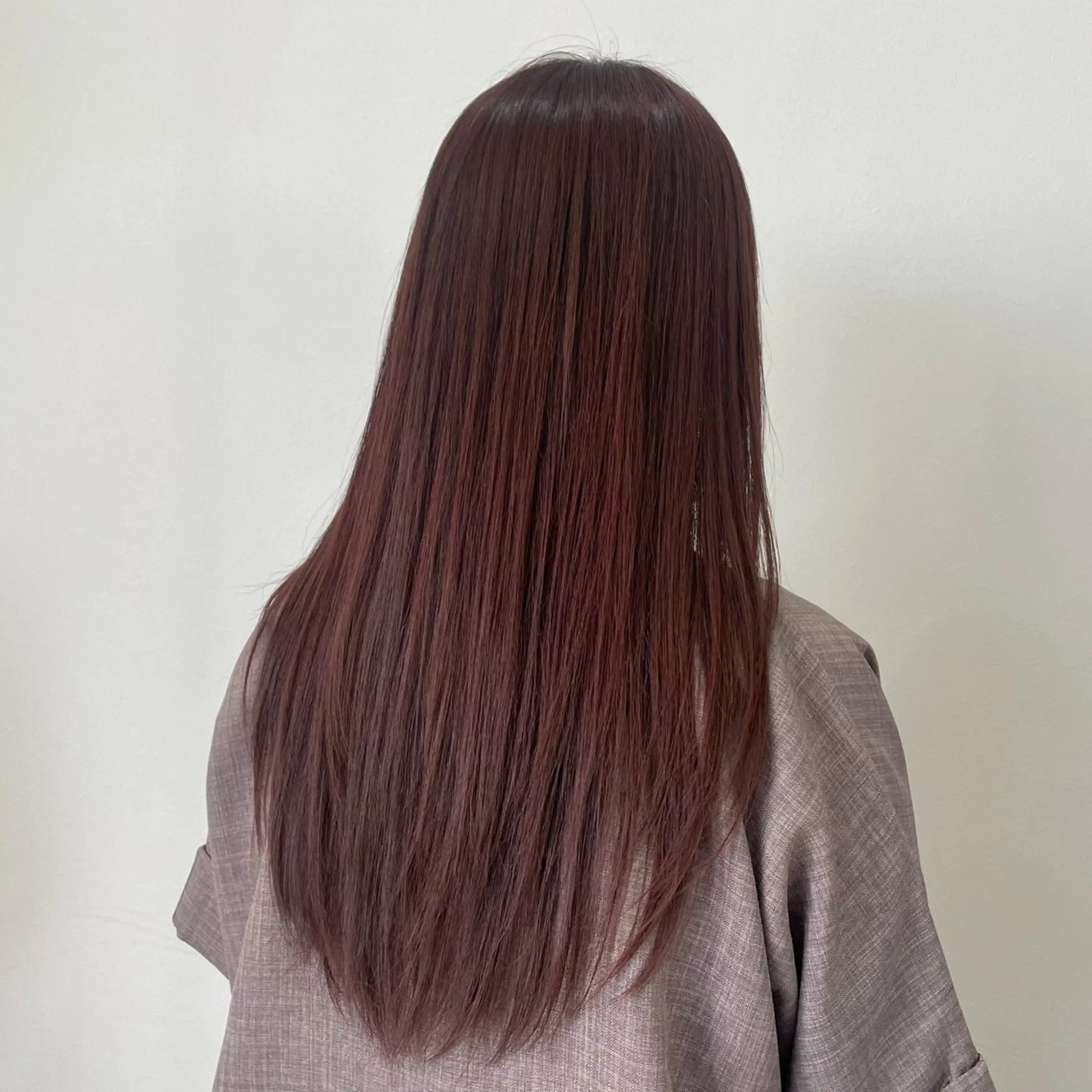 ロング ピンクブラウン トリートメント カット トリートメント mio 🍒レイヤーカットのヘアスタイル