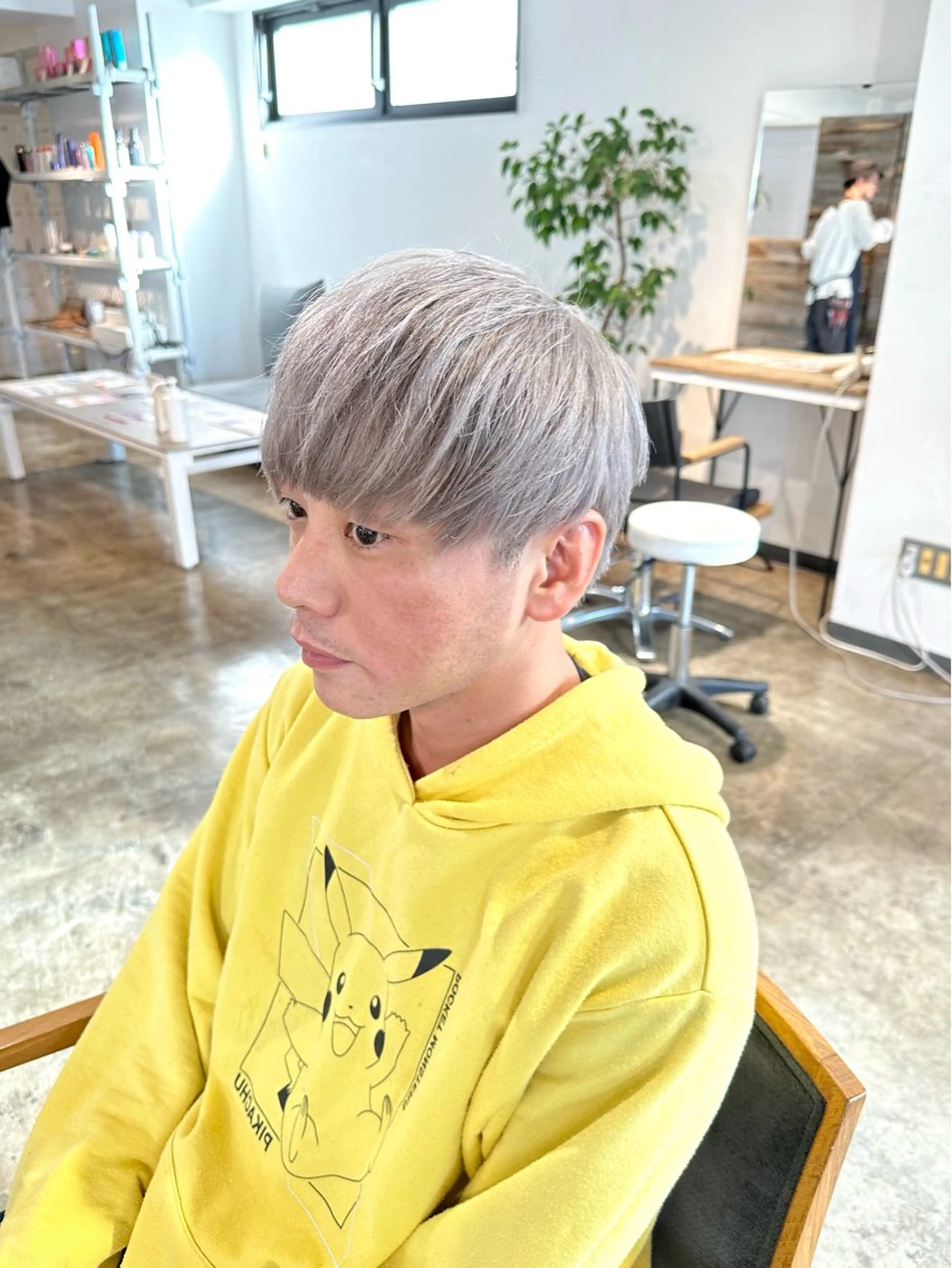 メンズ メンズブリーチ メンズハイトーン マッシュ カット ヘアカラー トリートメント 骨格補正施術/メンズ 専門美容師/YUYAのヘアスタイル