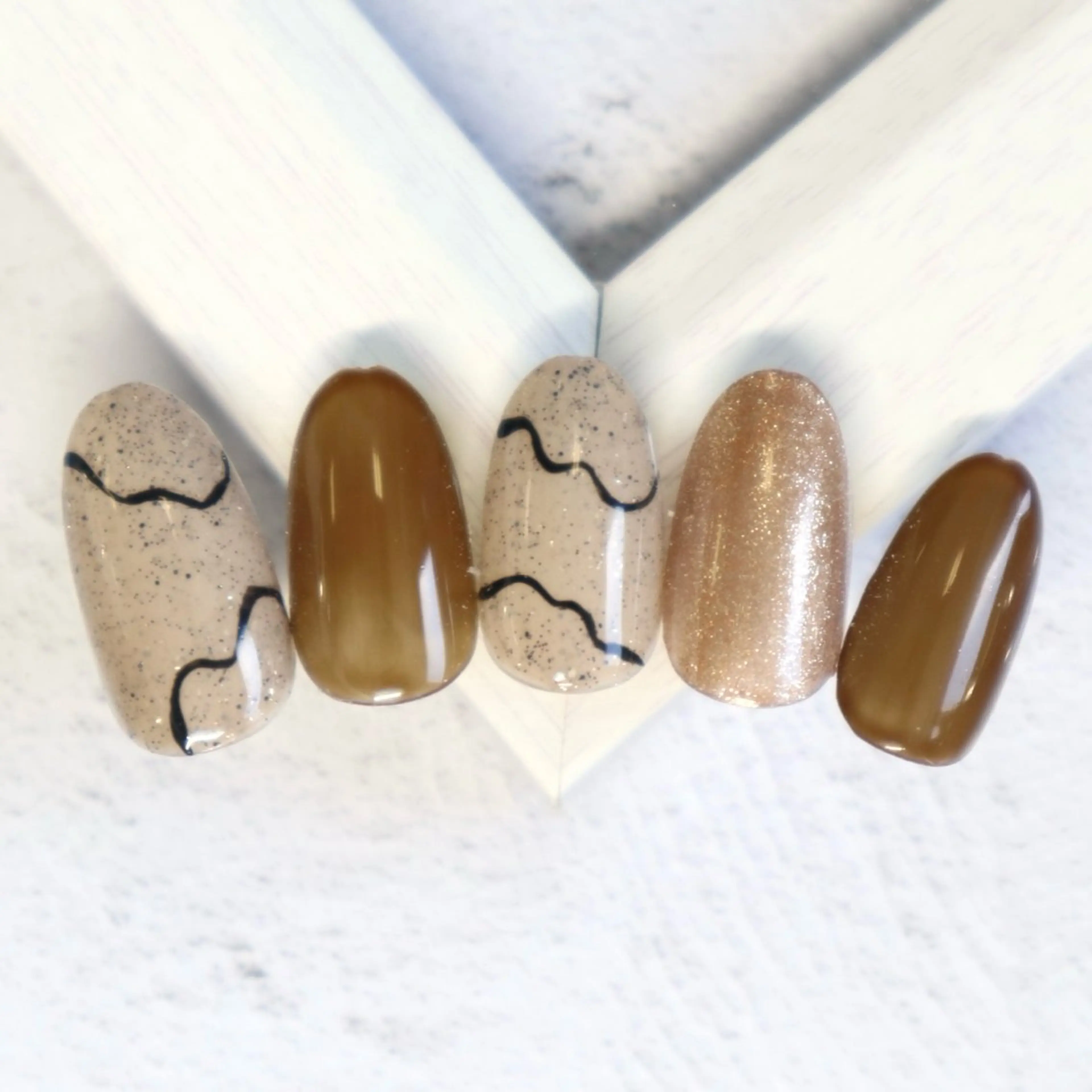 ネイル L‘ねいる 江坂店 エルネイルエサカテンのネイルデザイン