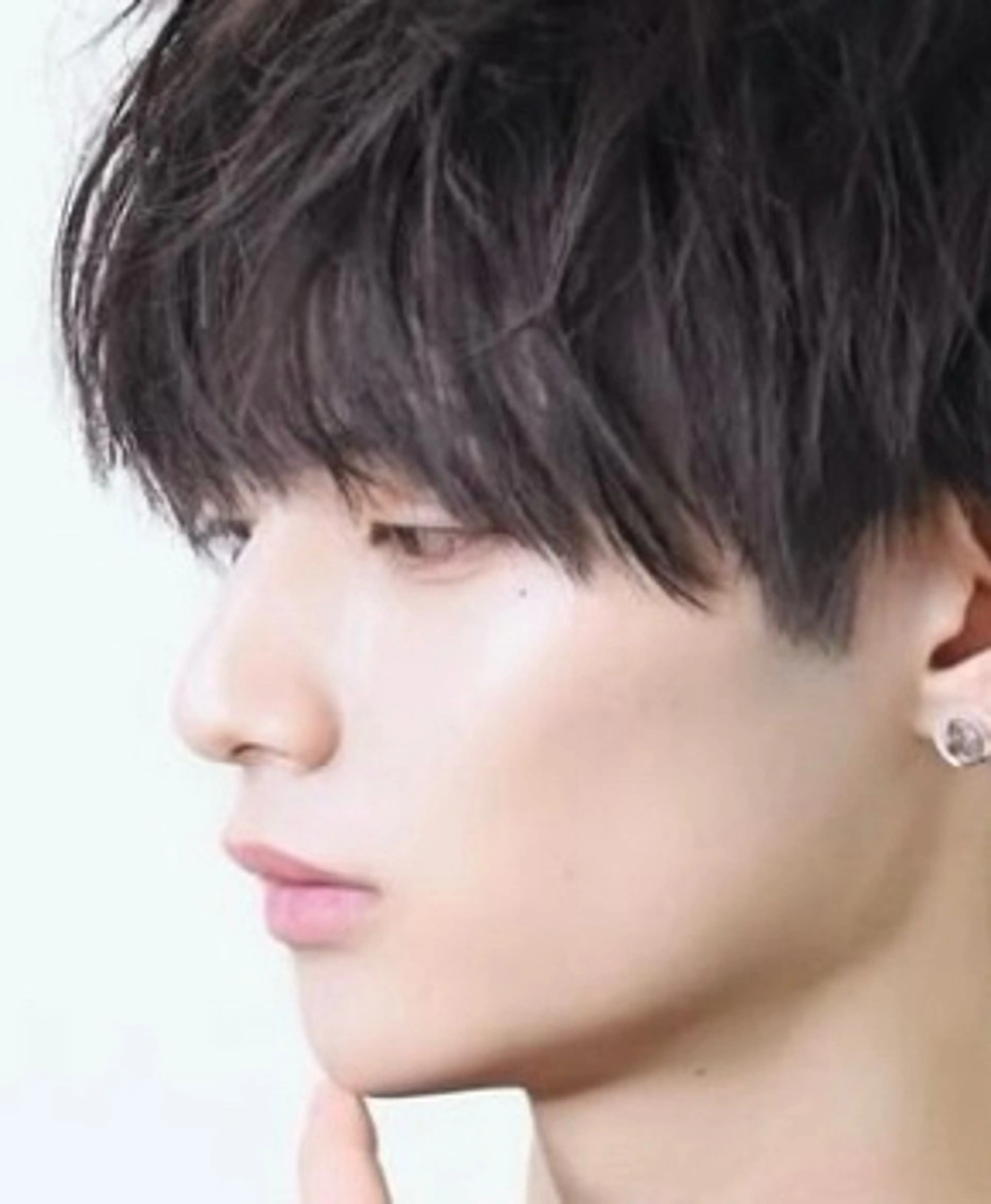 メンズ ꪆৎ平行アーチ ྀི ワカナの眉毛・アイブロウイメージ