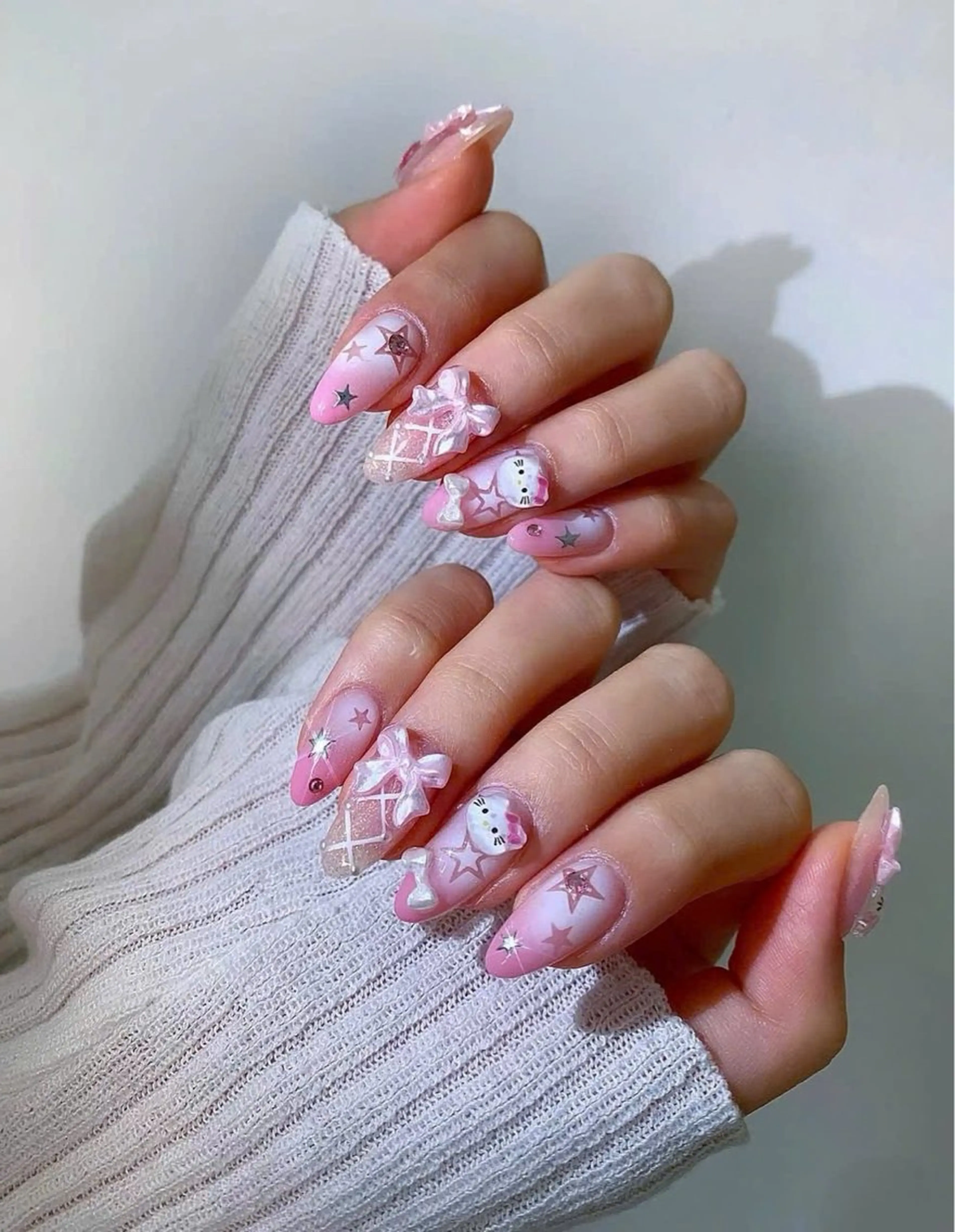 ネイル キラキラネイル マグネットネイル ミラーネイル ニュアンスネイル 春ネイル ハンドネイル Lina所属・MeiMei Nail モデル募集のネイルデザイン