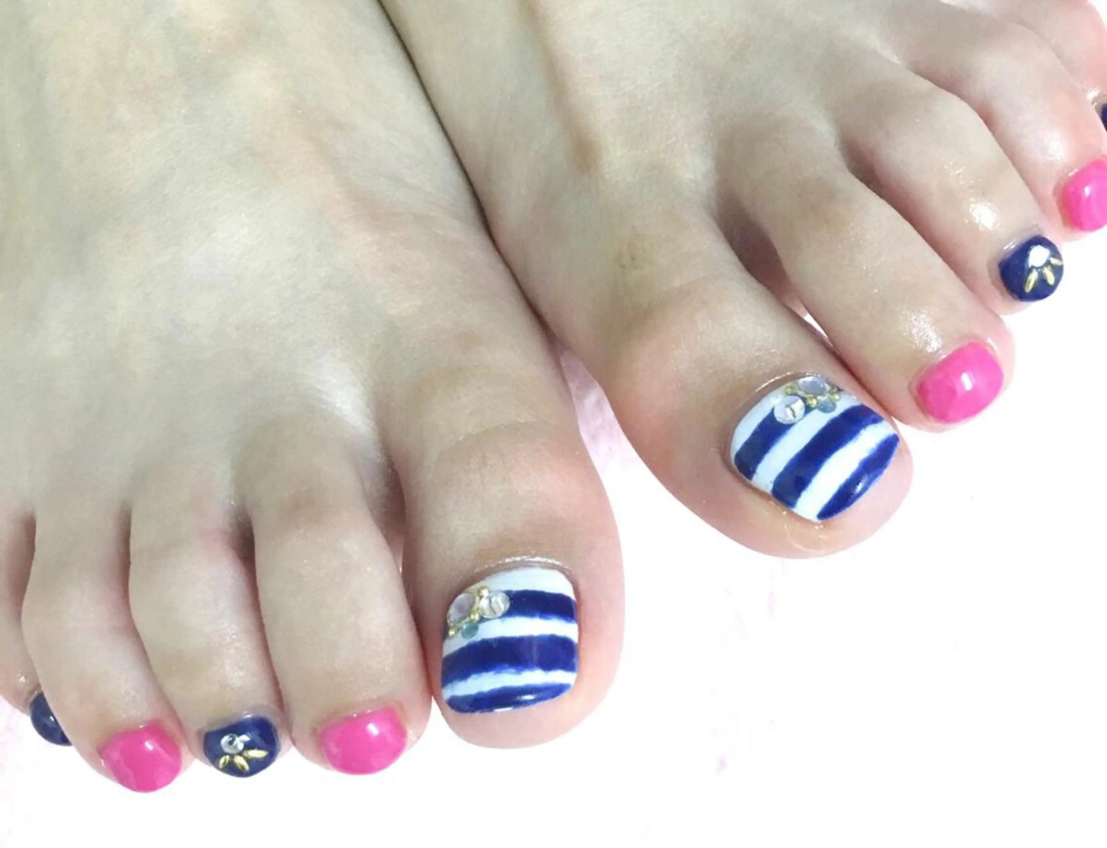 ネイル e.nail所属・和賀井 恵理のネイルデザイン
