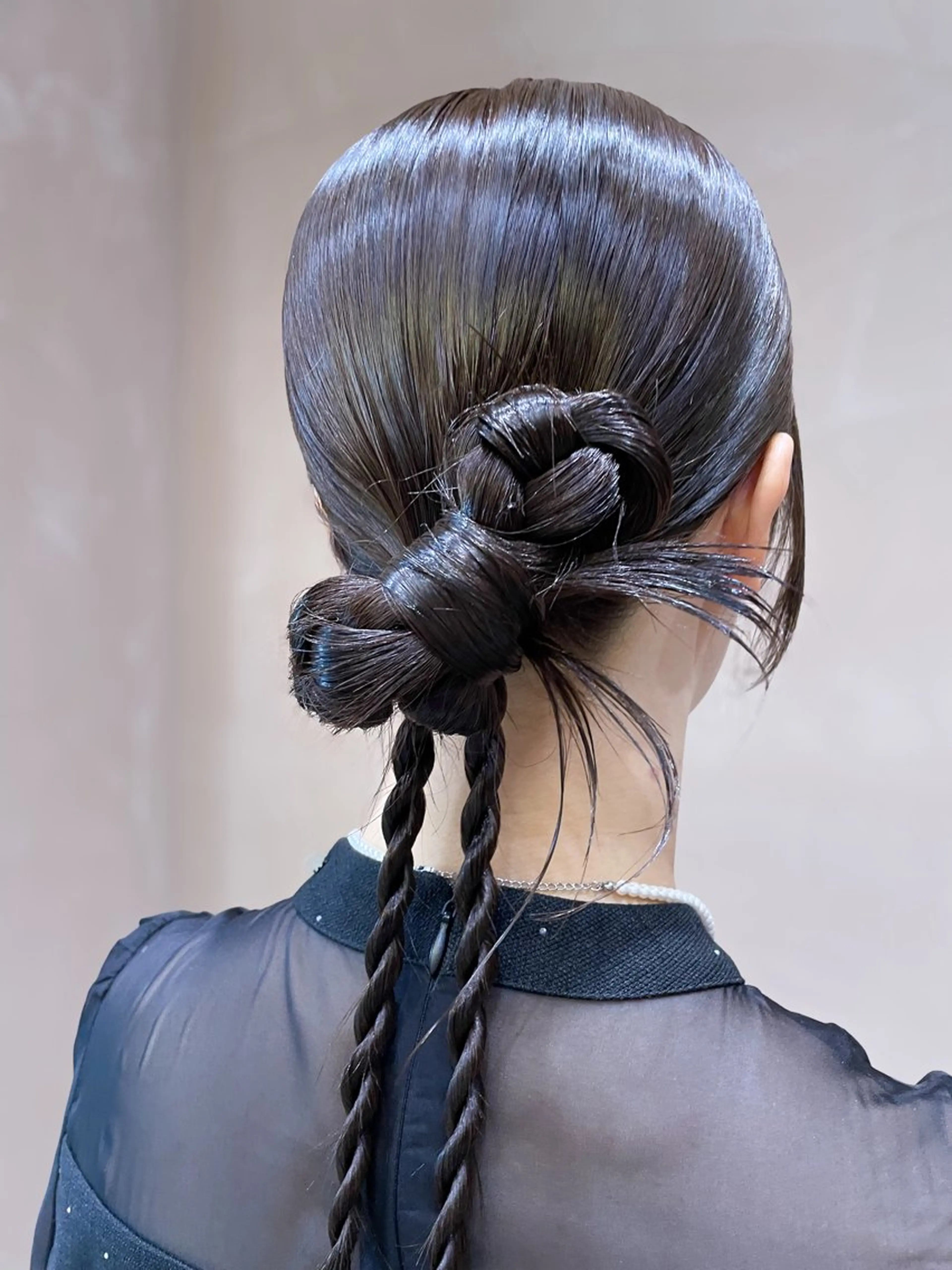 ロング ヘアアレンジ 髪質改善 ロング 縮毛矯正 トリートメント HINA🎀韓国ヘア / アイリストのヘアスタイル