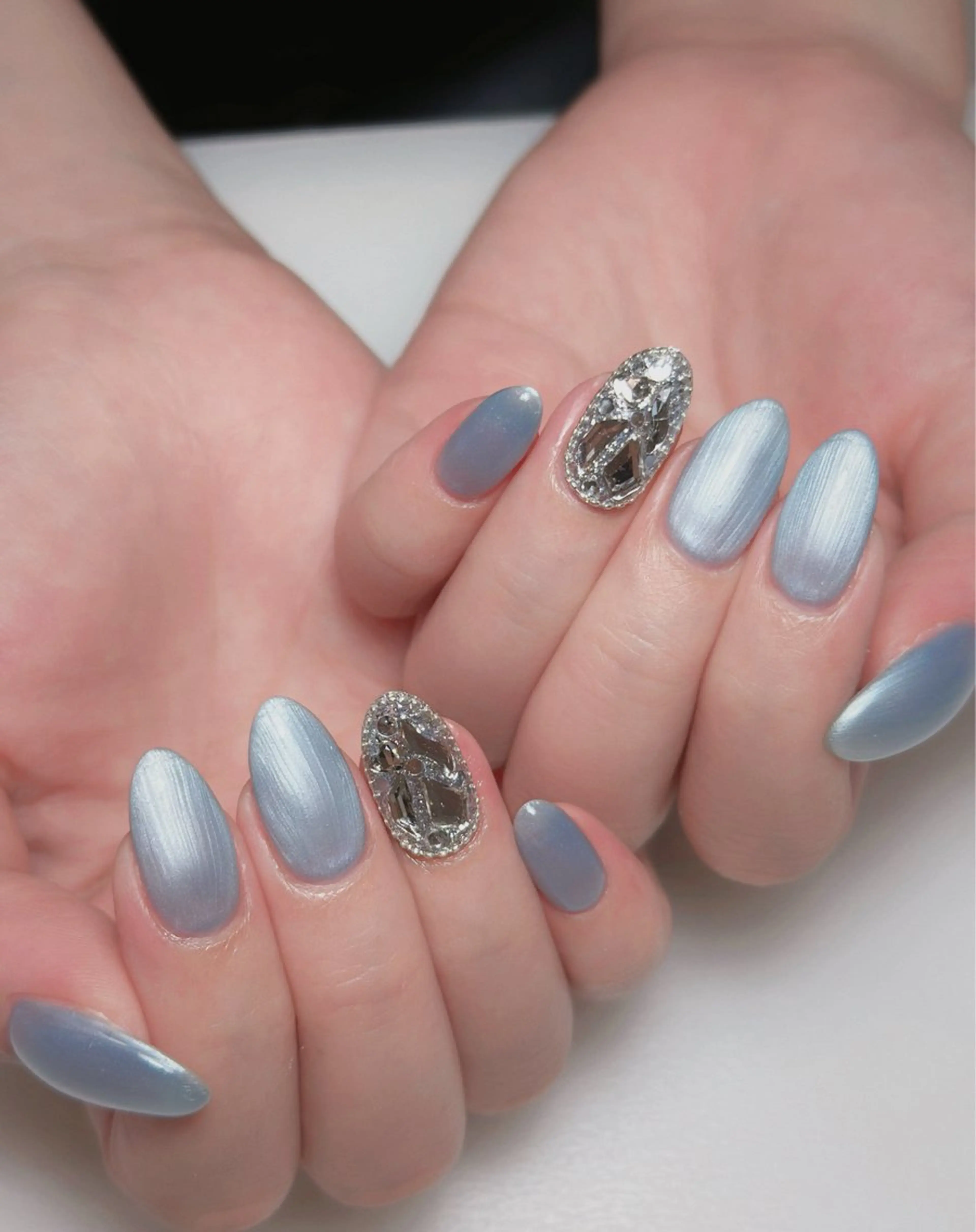 ネイル オーロラネイル 長さ出し フットネイル ラメ(グリッター) ラメグラデーション ハンドネイル 👍thumbs up nail👍のネイルデザイン