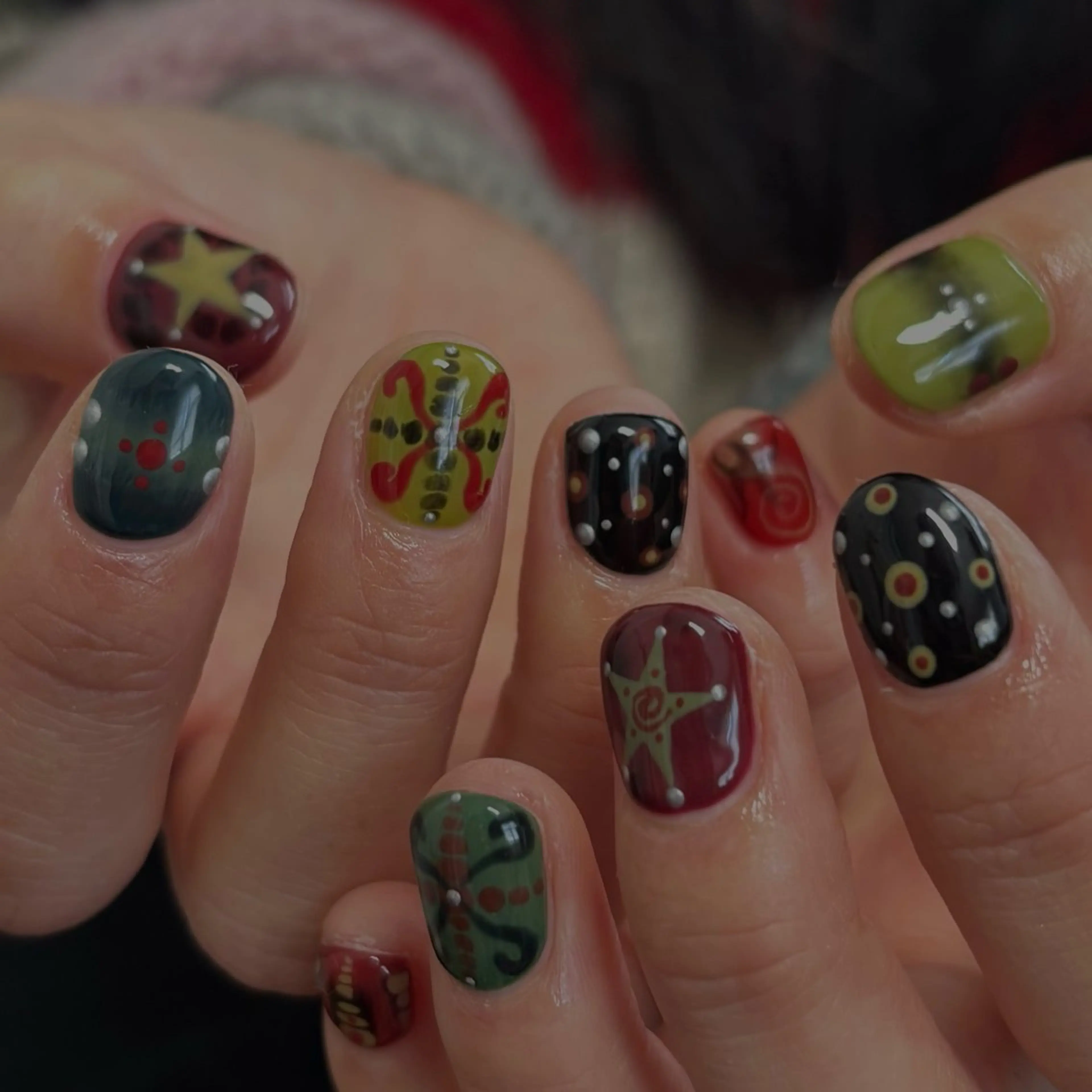 ネイル ハンドネイル 爪塗屋 さんのネイルデザイン
