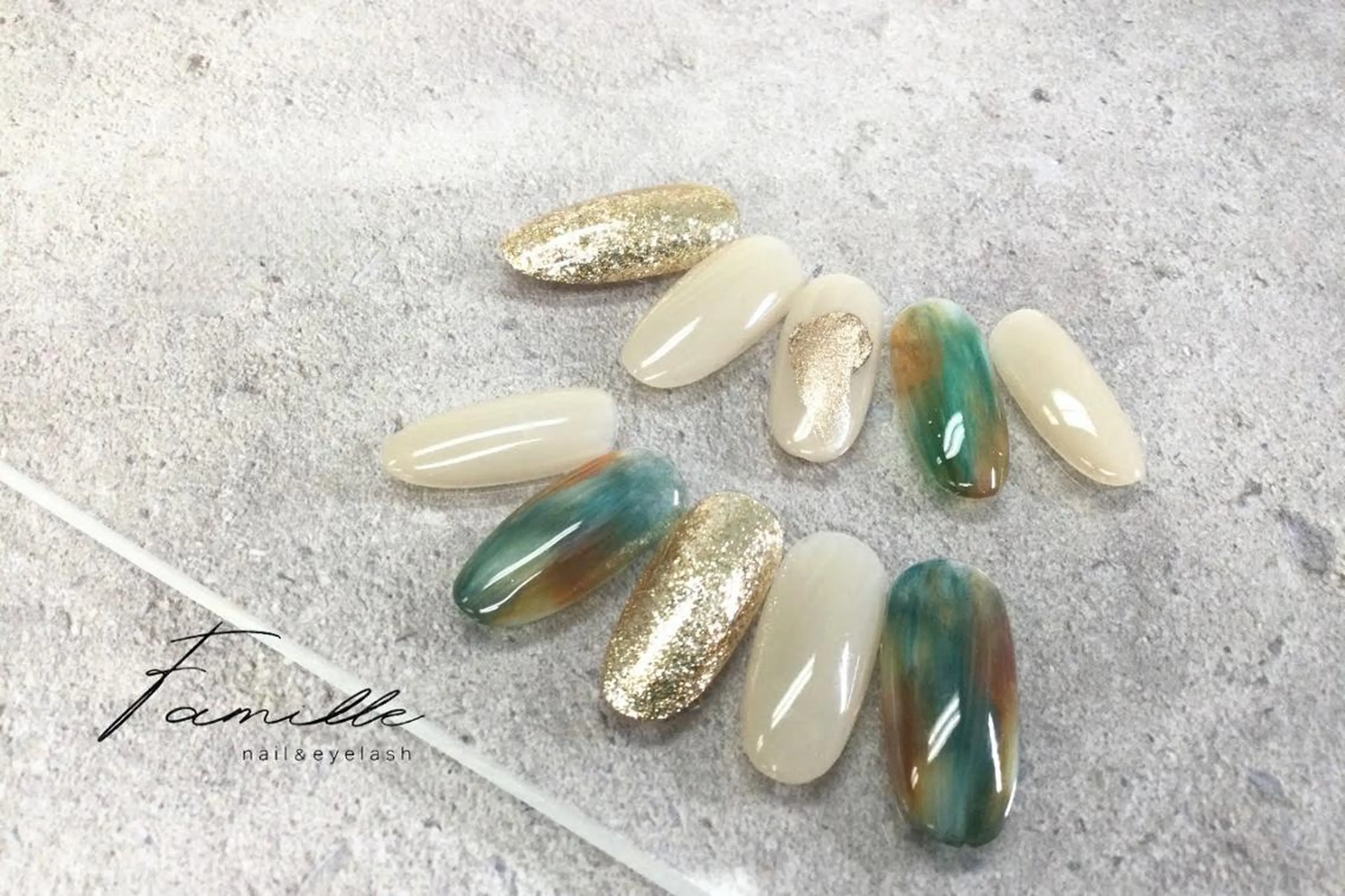 ネイル ニュアンスネイル Aika ネイルデザイナーのネイルデザイン