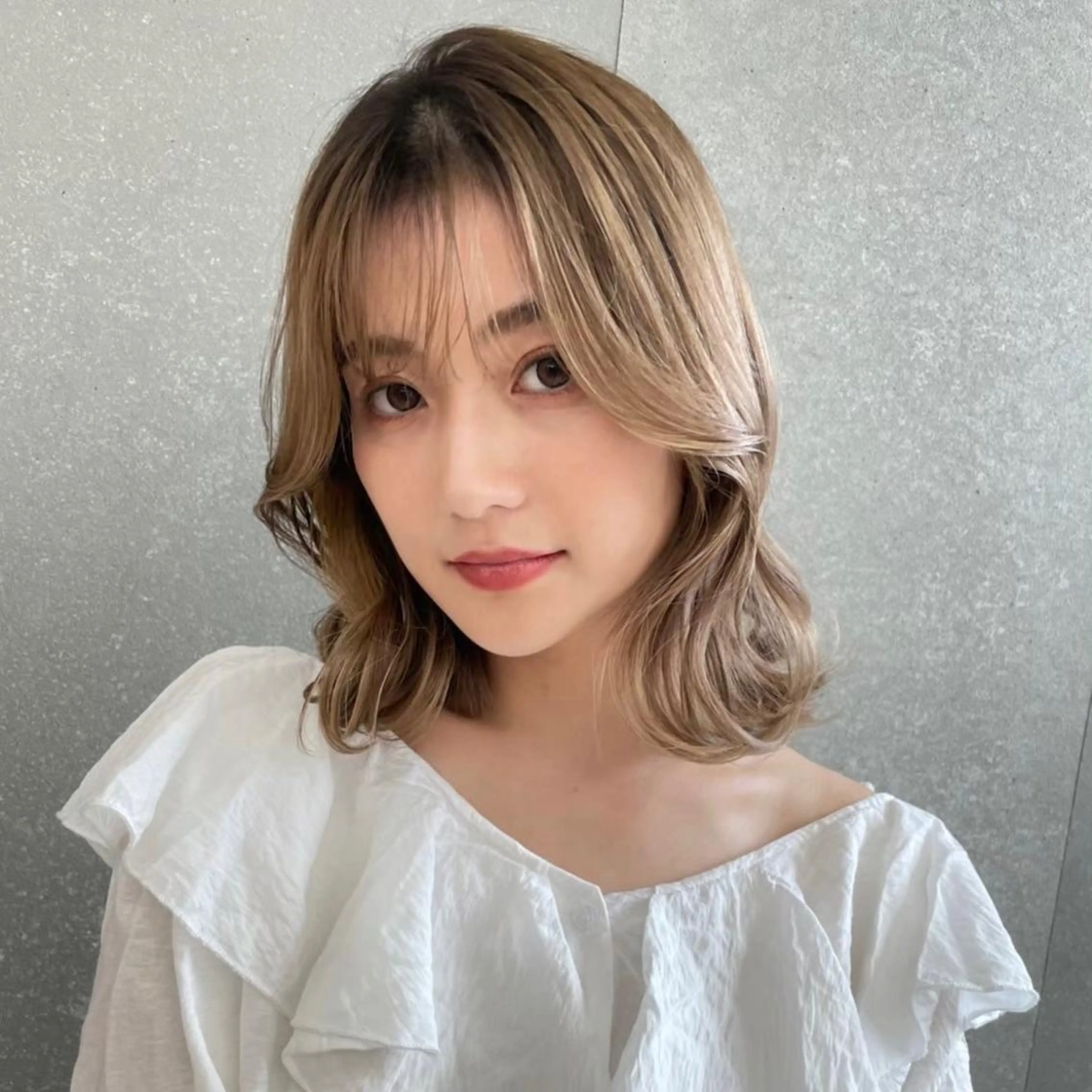 ミディアム カラー ハイトーンカラー 韓国風ヘア 🩷韓国ヘア/ミディ アム🩷Maikaのヘアスタイル