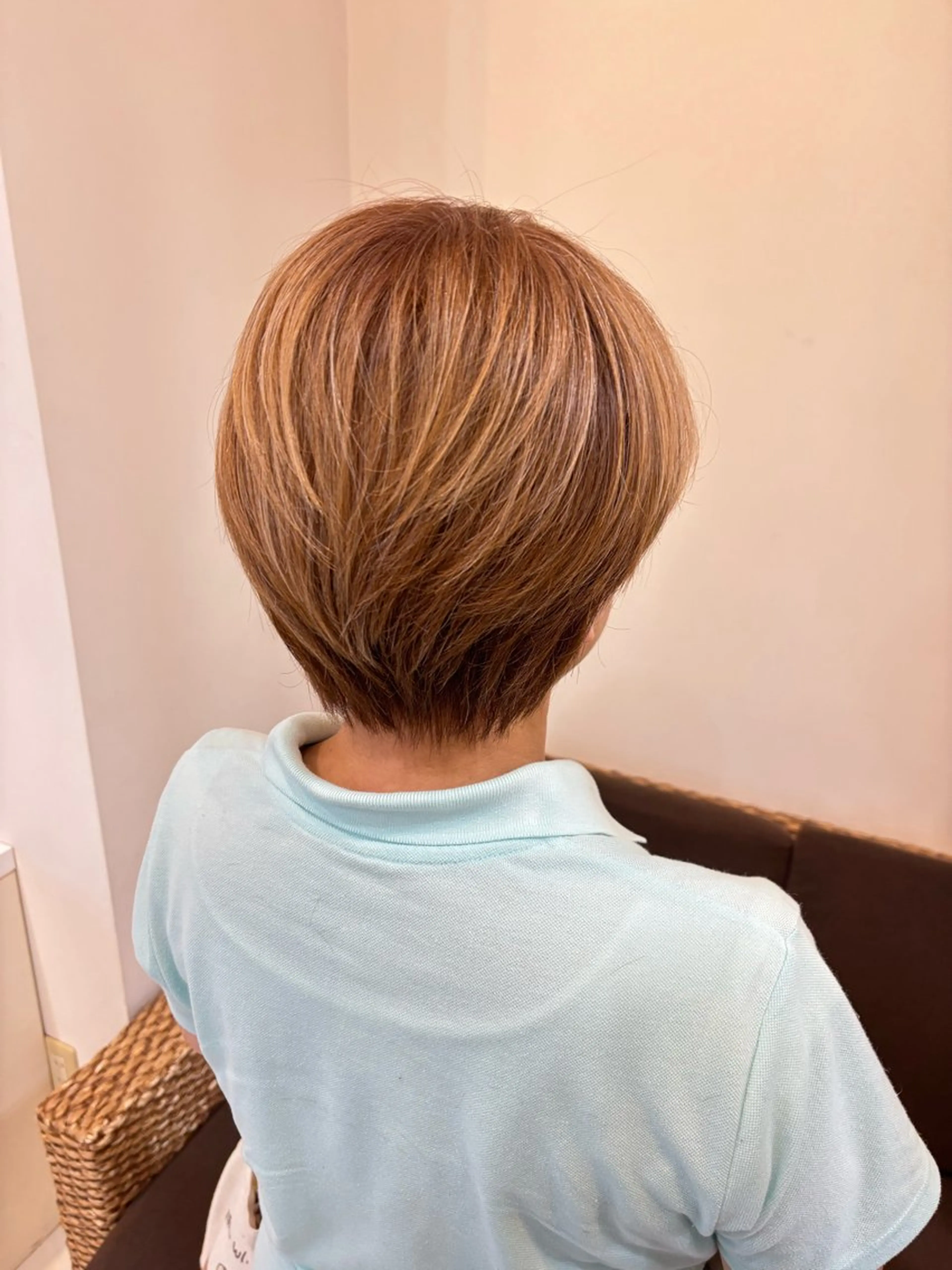 ショート 三 嶋のヘアスタイル