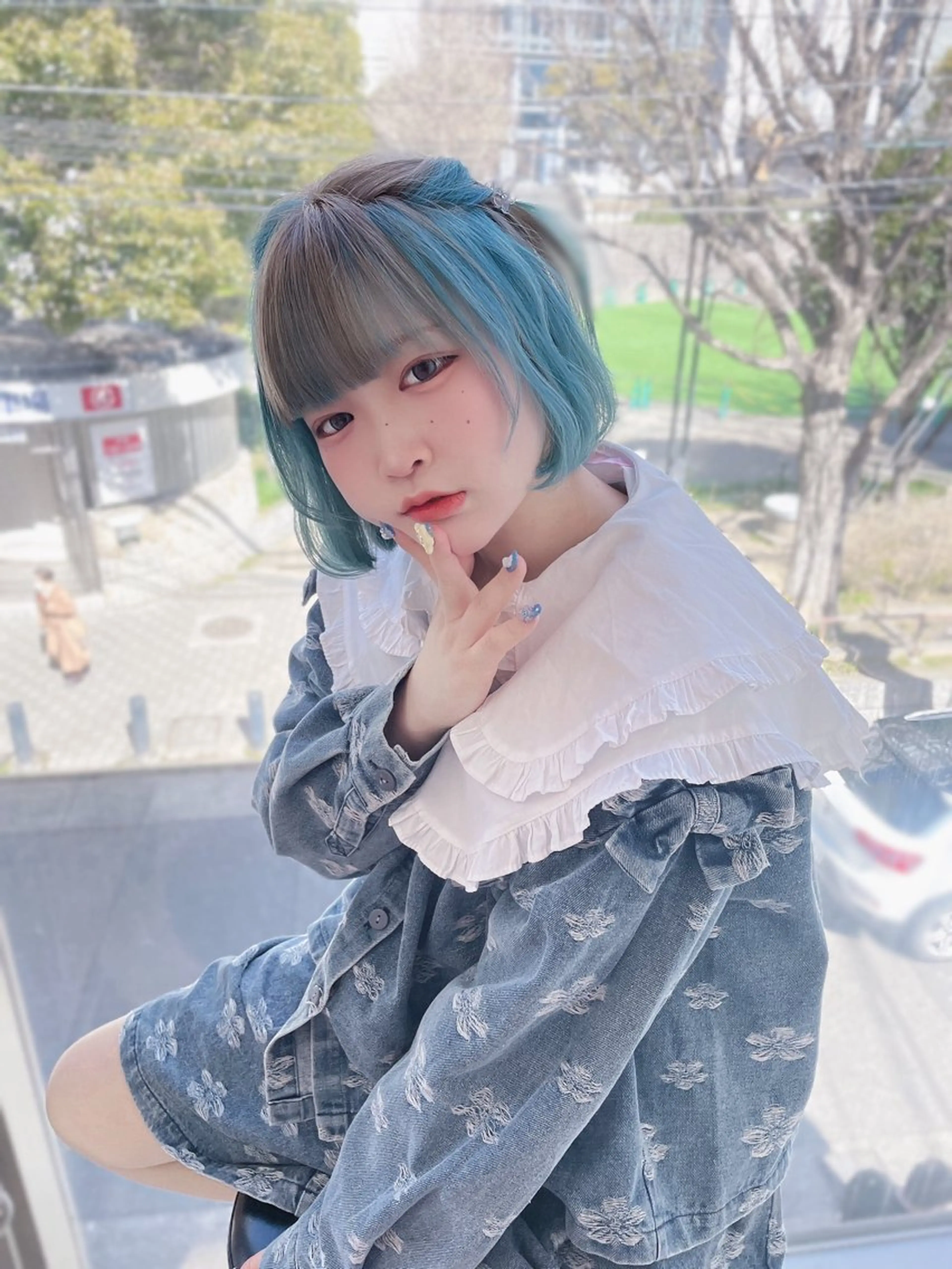 ミディアム ヘアアレンジ inq sakae所属・りん🌷︎名古屋 ブリーチカラーのヘアスタイル