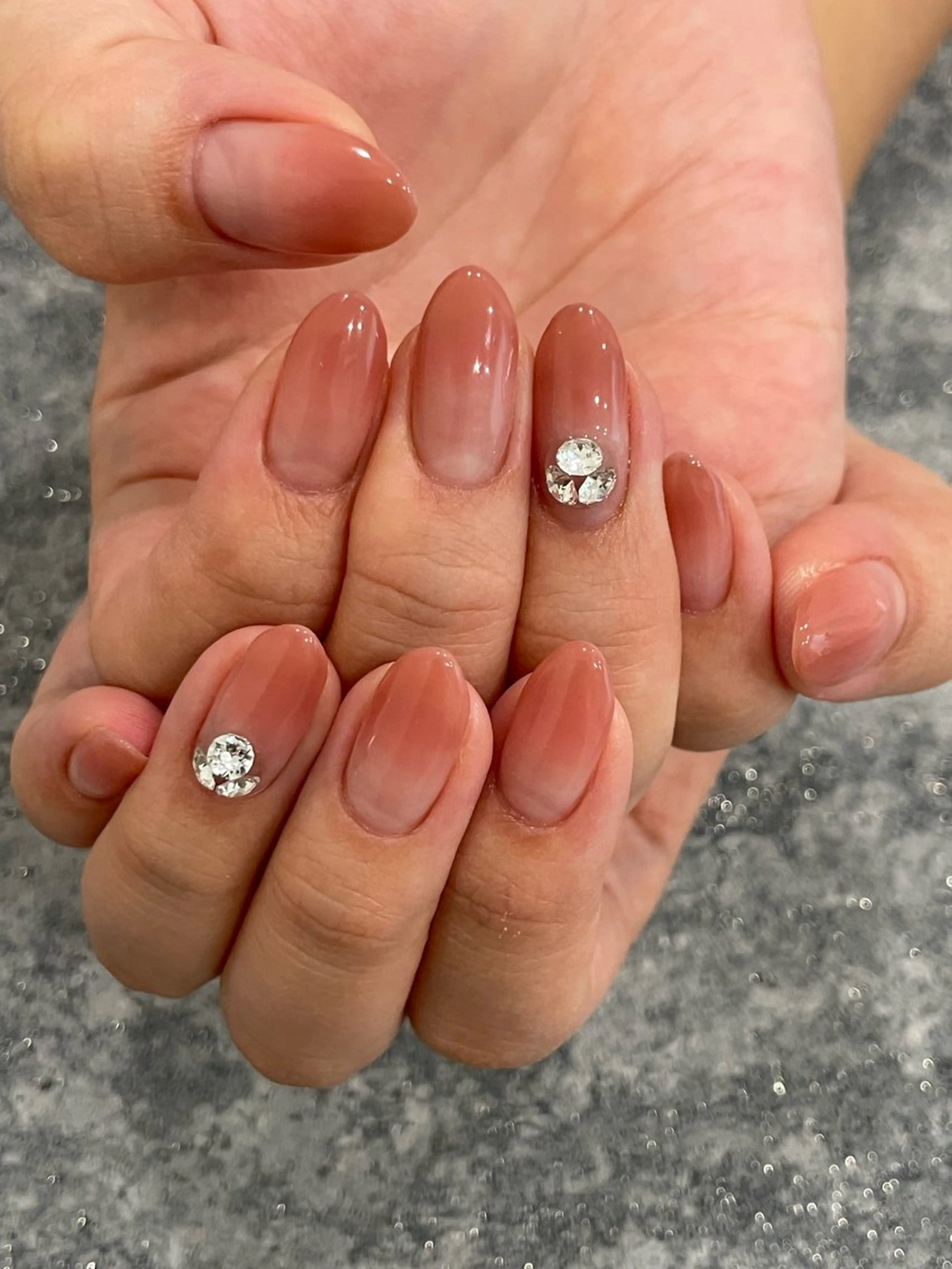 ネイル ストーンネイル Nail Salon Refletのネイルデザイン